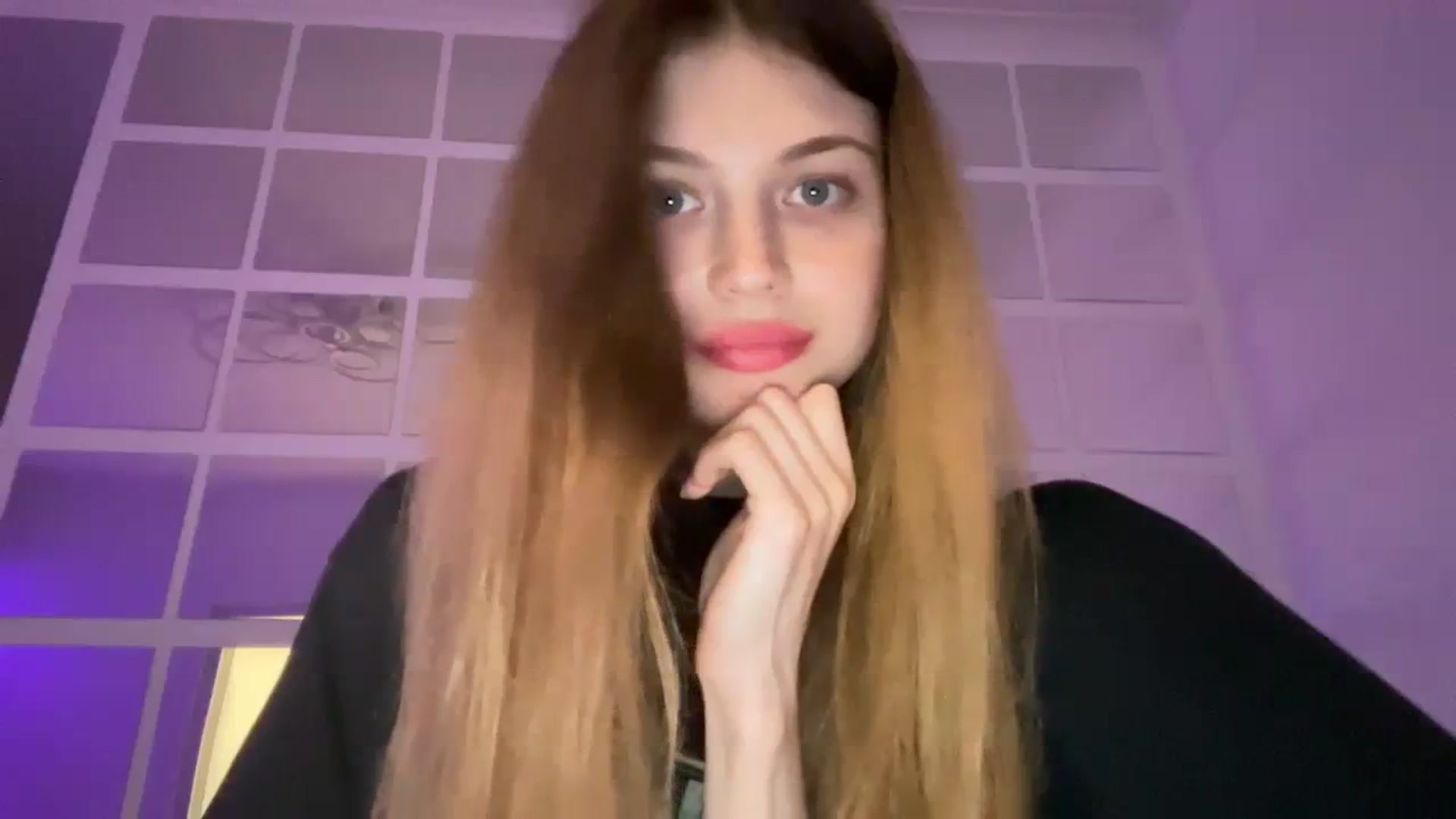 Gallery image thumbnail from Coconut_dream's myfreecams stream on, 09/25/2023, 18:17 image 5 of 20
