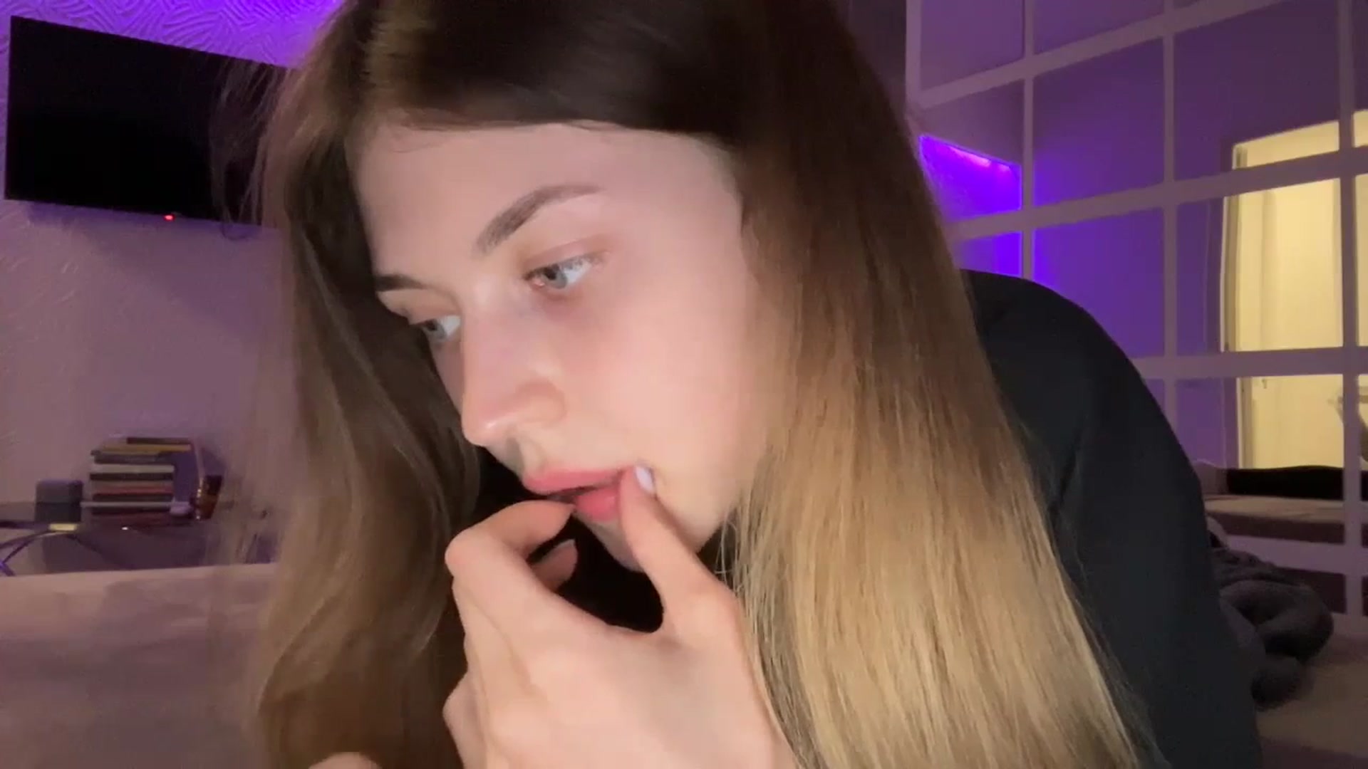 Gallery image thumbnail from Coconut_dream's myfreecams stream on, 09/25/2023, 18:40 image 19 of 20