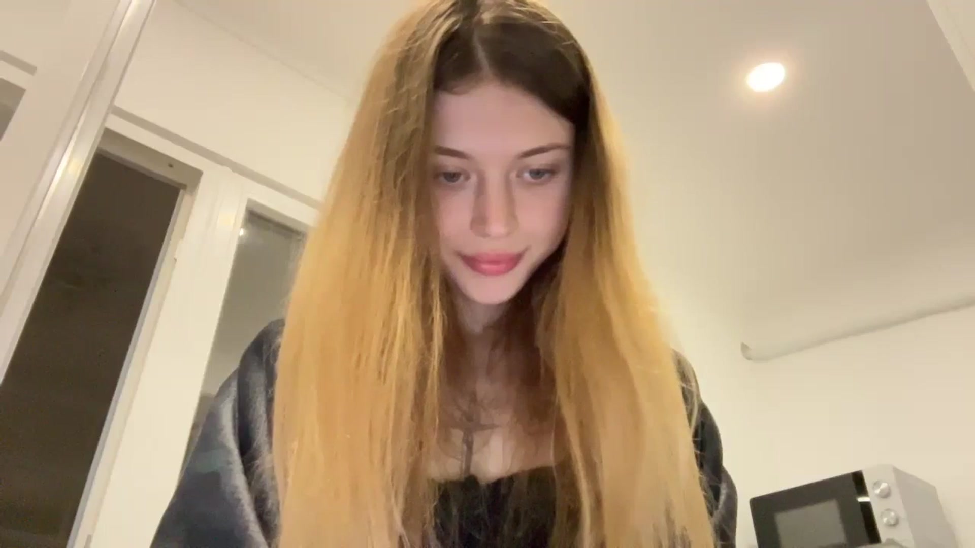 Gallery image thumbnail from Coconut_dream's myfreecams stream on, 09/29/2023, 07:28 image 20 of 20