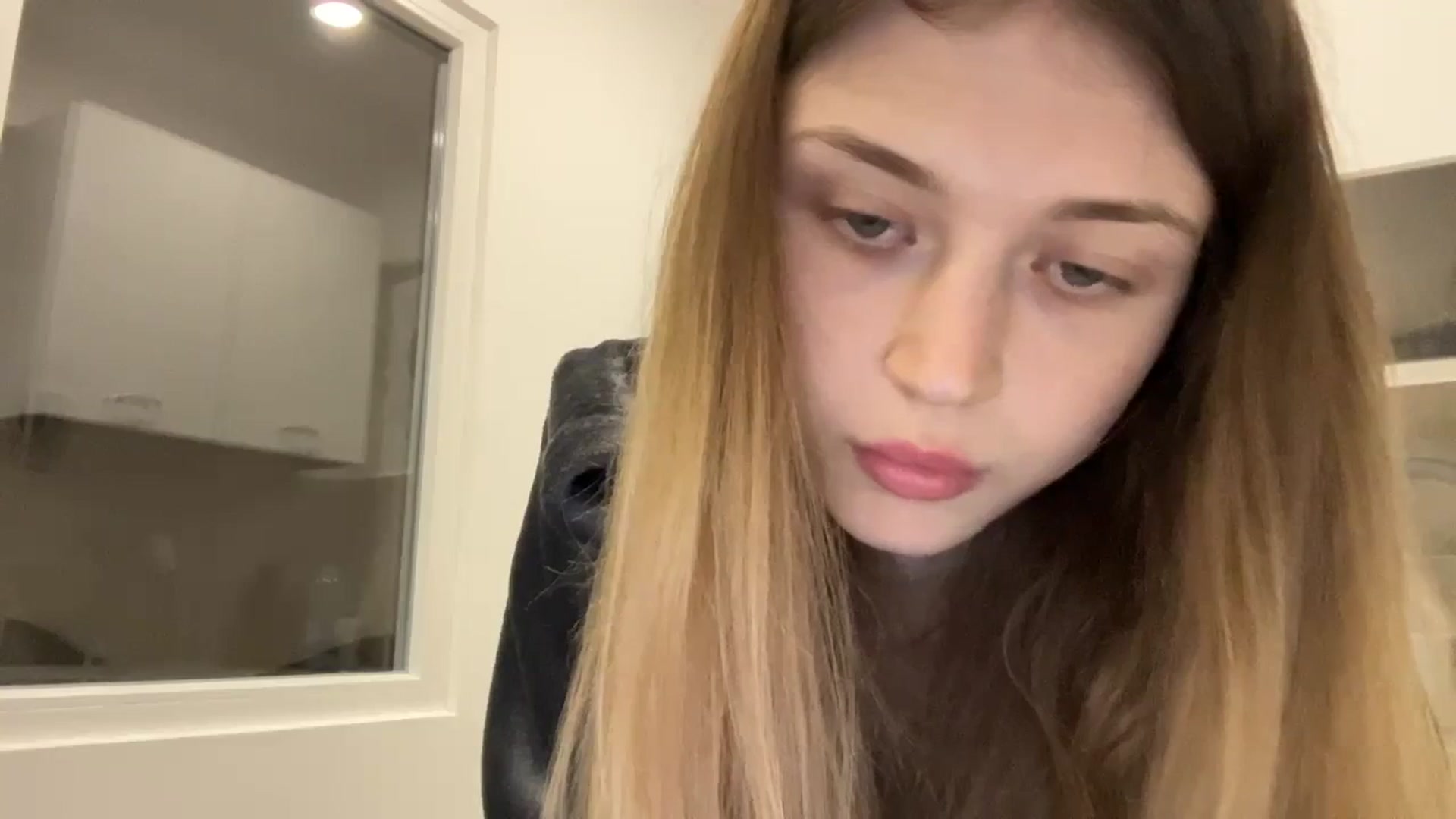 Gallery image thumbnail from Coconut_dream's myfreecams stream on, 09/29/2023, 09:03 image 18 of 20