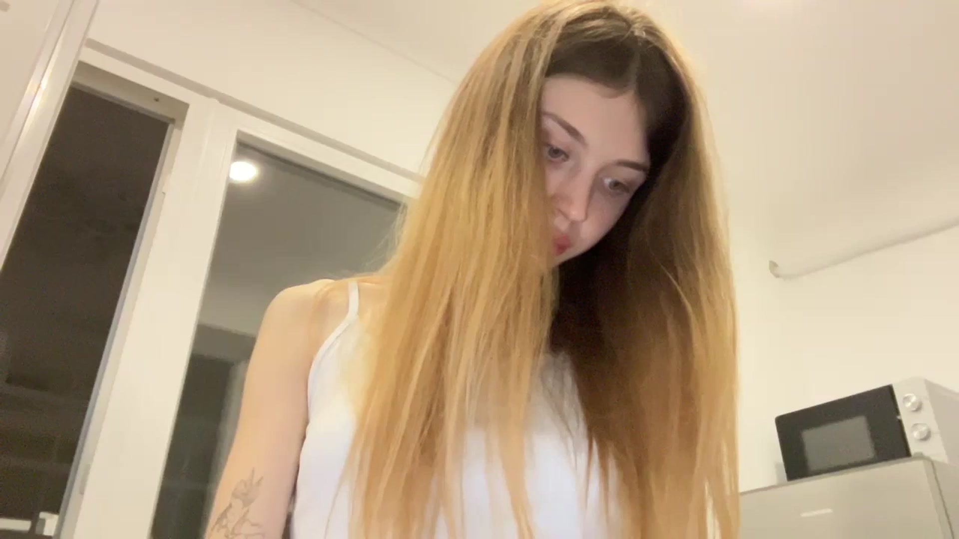 Gallery image thumbnail from Coconut_dream's myfreecams stream on, 09/30/2023, 15:37 image 18 of 20