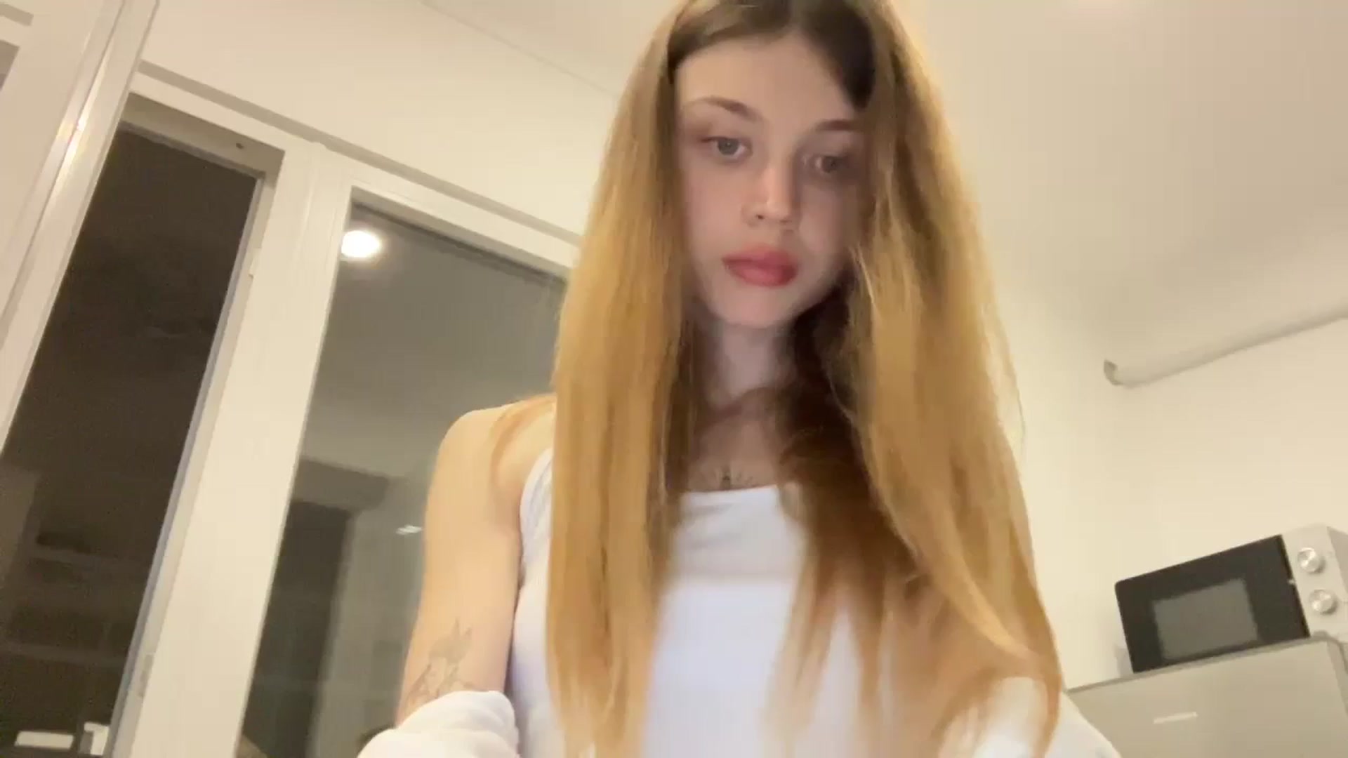 Gallery image thumbnail from Coconut_dream's myfreecams stream on, 09/30/2023, 15:37 image 1 of 20