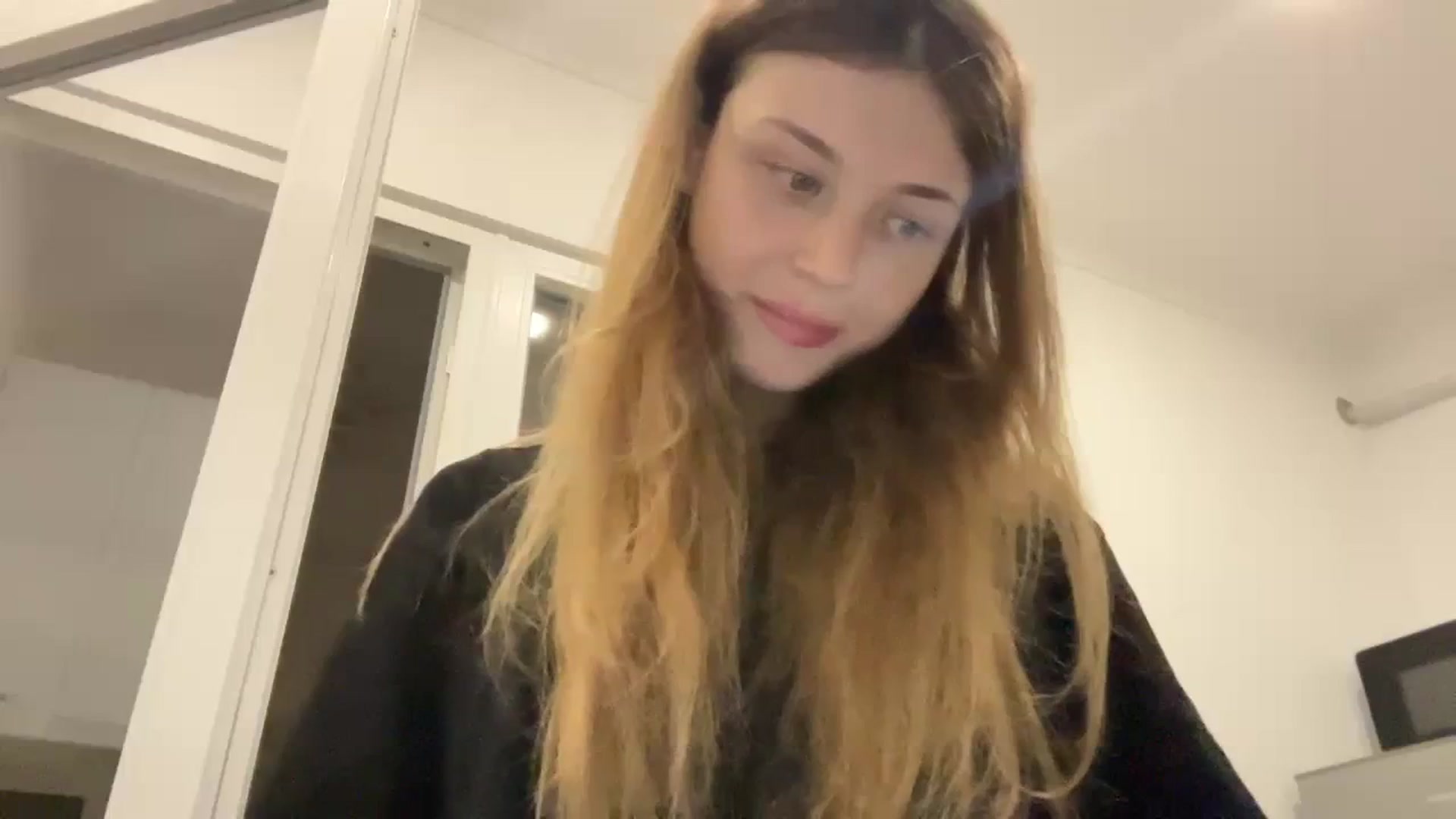 Gallery image thumbnail from Coconut_dream's myfreecams stream on, 10/03/2023, 06:17 image 20 of 20