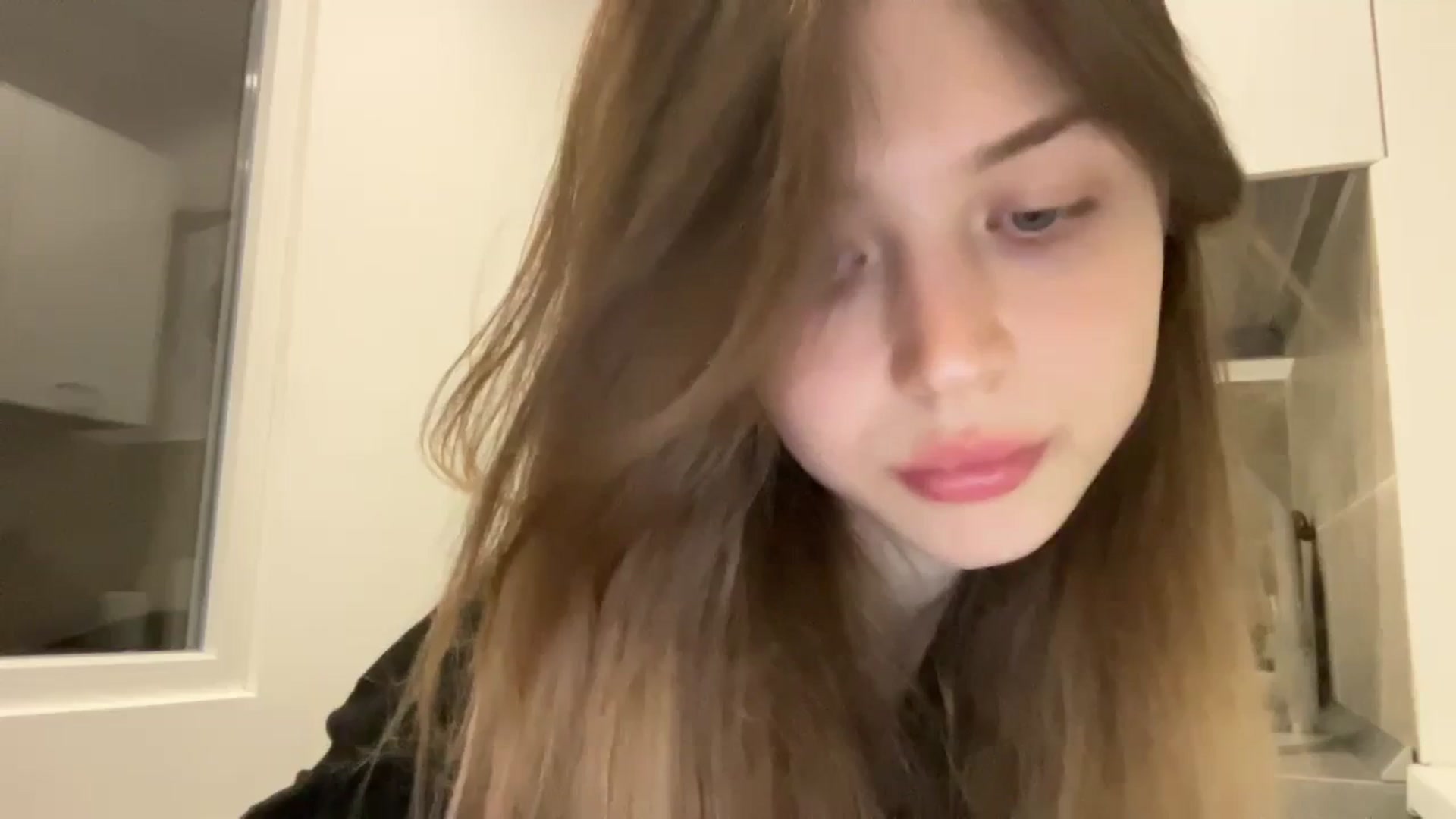 Gallery image thumbnail from Coconut_dream's myfreecams stream on, 10/03/2023, 06:17 image 9 of 20