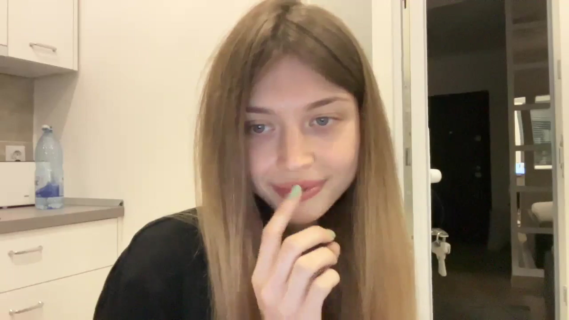 Gallery image thumbnail from Coconut_dream's myfreecams stream on, 10/03/2023, 07:16 image 16 of 20