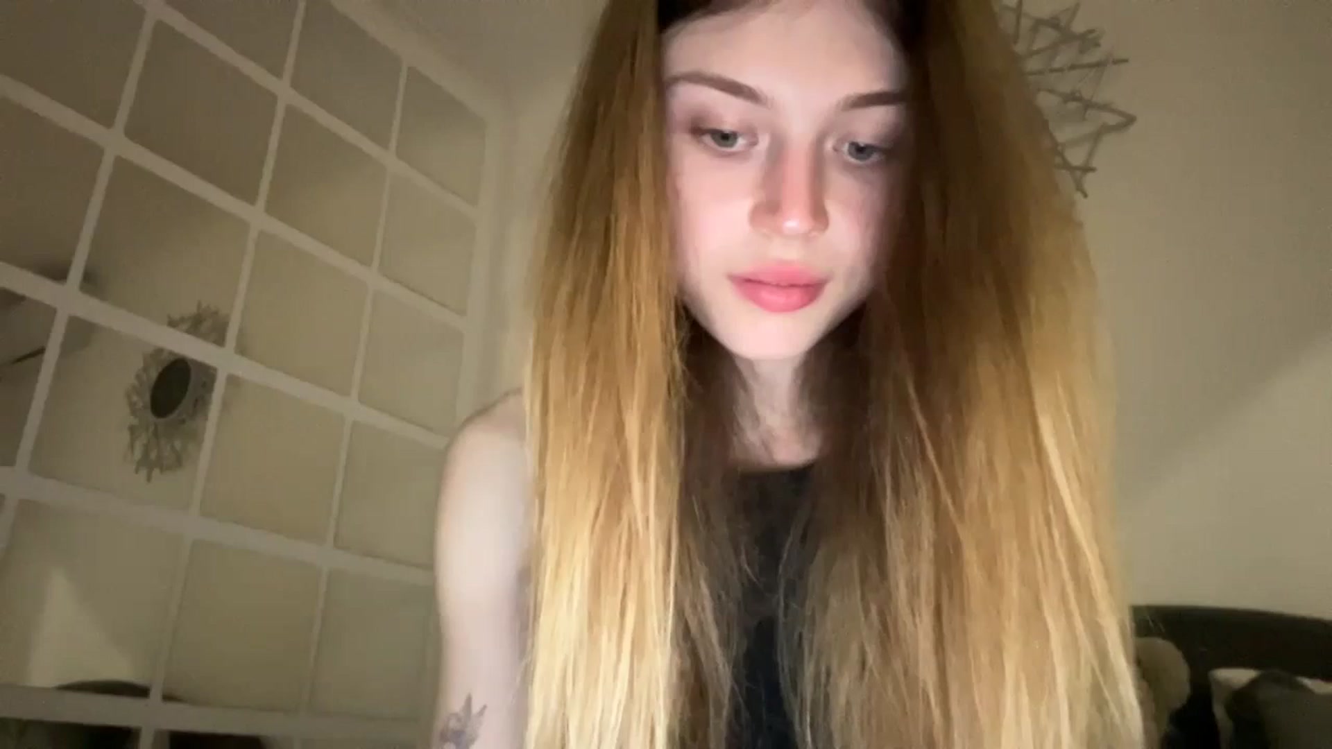 Gallery image thumbnail from Coconut_dream's myfreecams stream on, 10/05/2023, 18:26 image 1 of 20