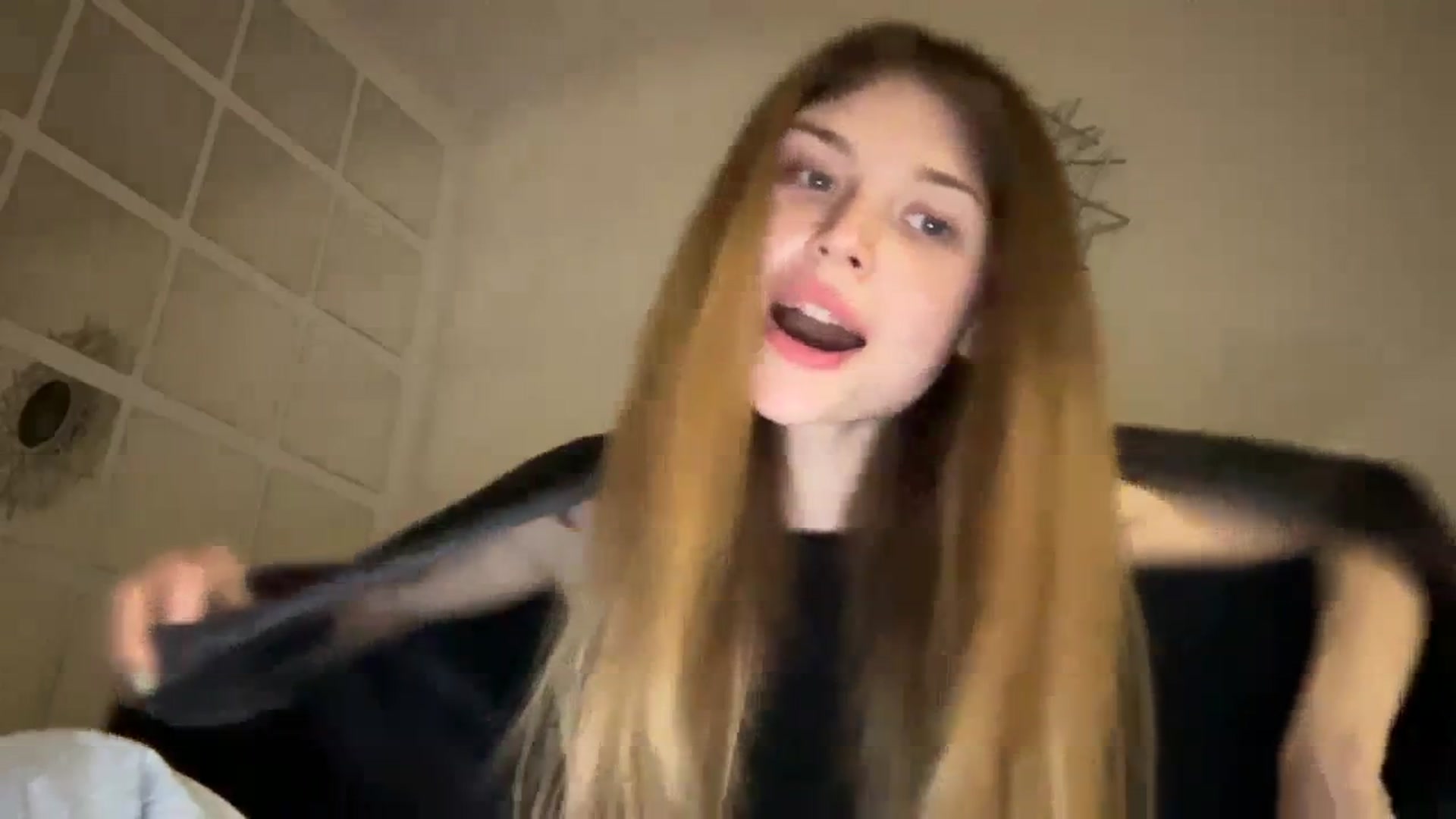 Gallery image thumbnail from Coconut_dream's myfreecams stream on, 10/05/2023, 18:26 image 17 of 20