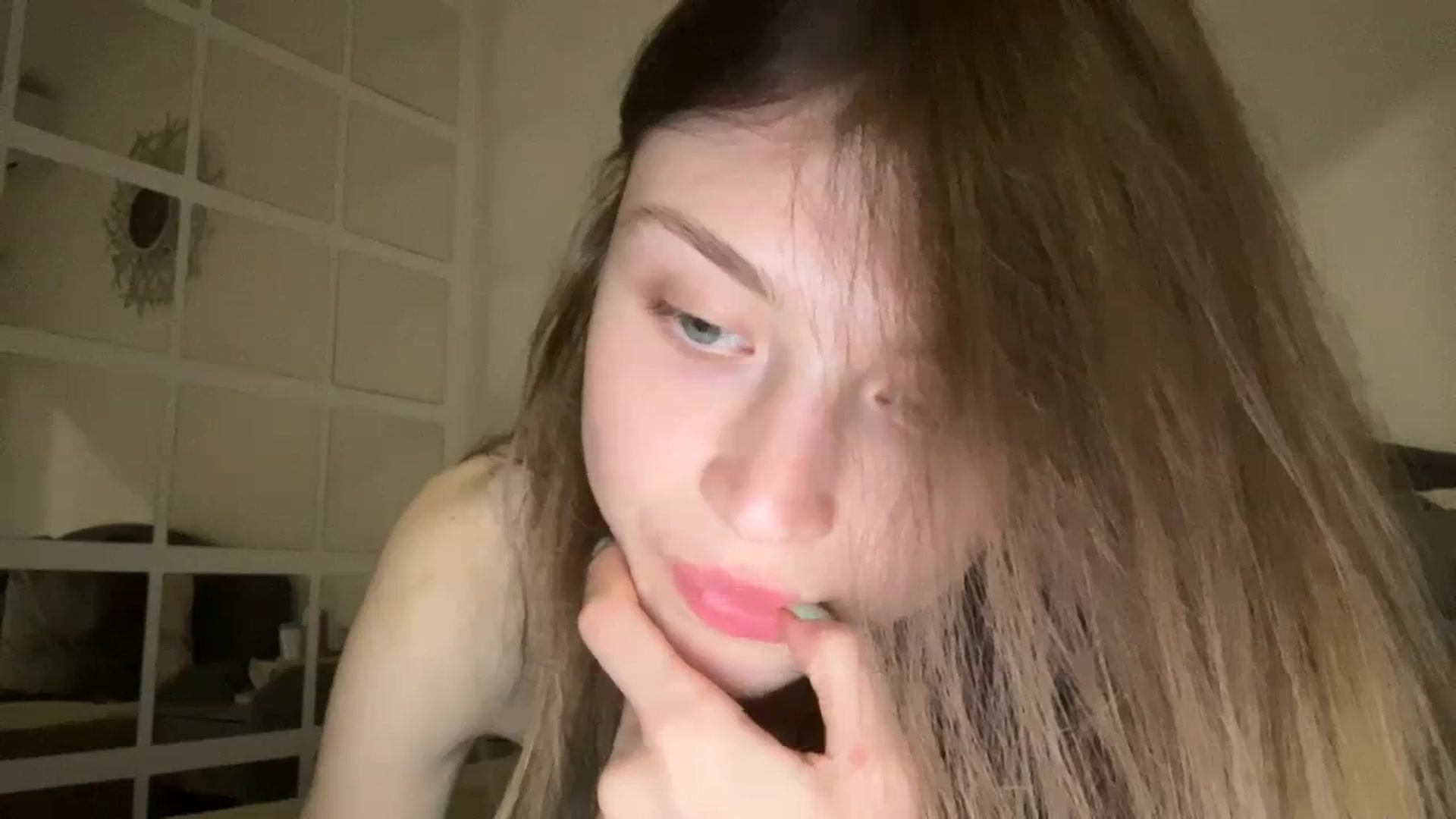 Gallery image thumbnail from Coconut_dream's myfreecams stream on, 10/05/2023, 19:06 image 11 of 20
