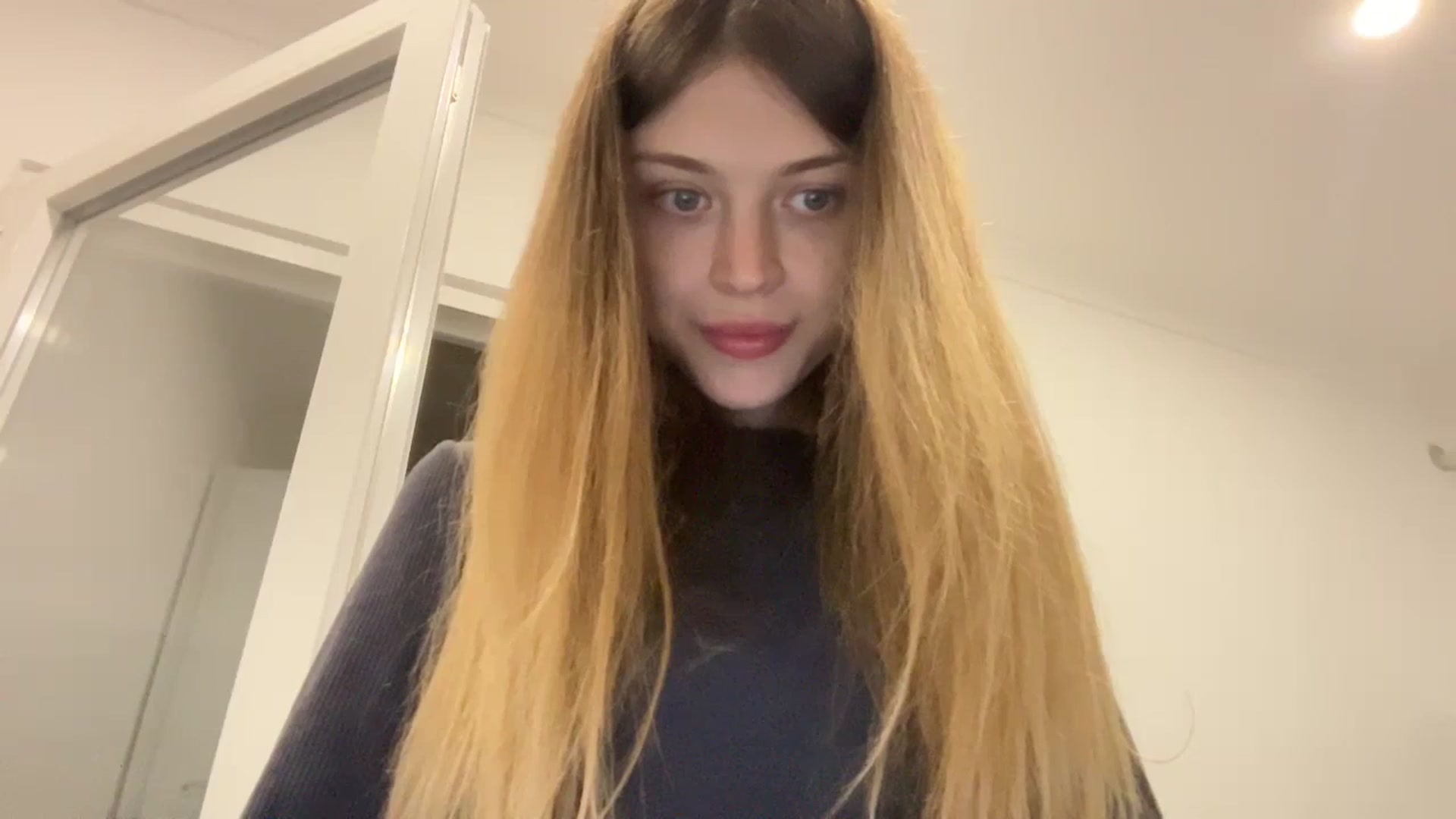 Gallery image thumbnail from Coconut_dream's myfreecams stream on, 10/07/2023, 07:49 image 15 of 20