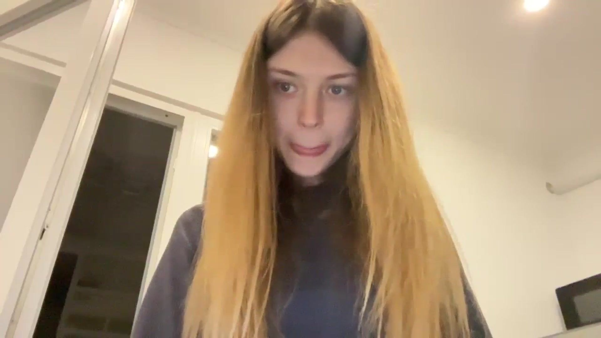 Gallery image thumbnail from Coconut_dream's myfreecams stream on, 10/07/2023, 07:49 image 2 of 20