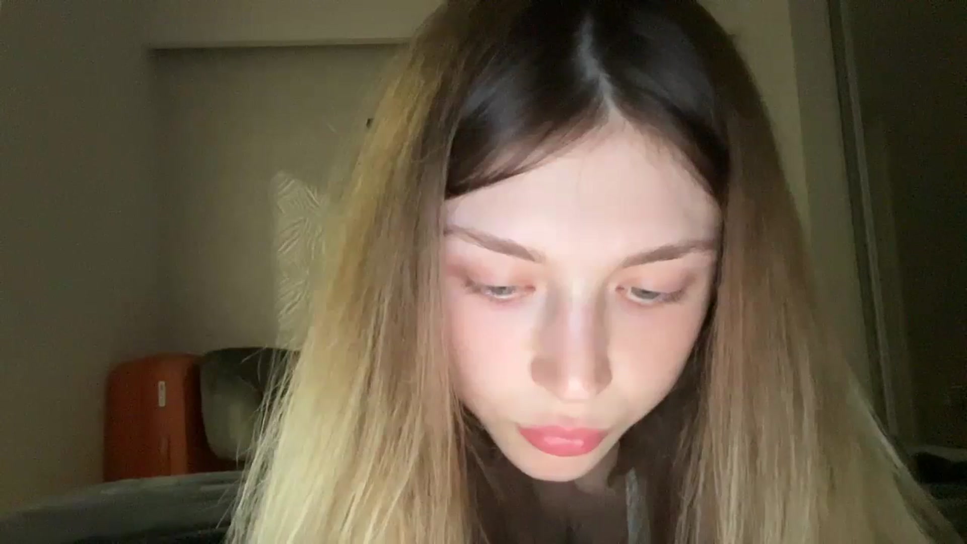Gallery image thumbnail from Coconut_dream's myfreecams stream on, 10/08/2023, 18:00 image 10 of 20