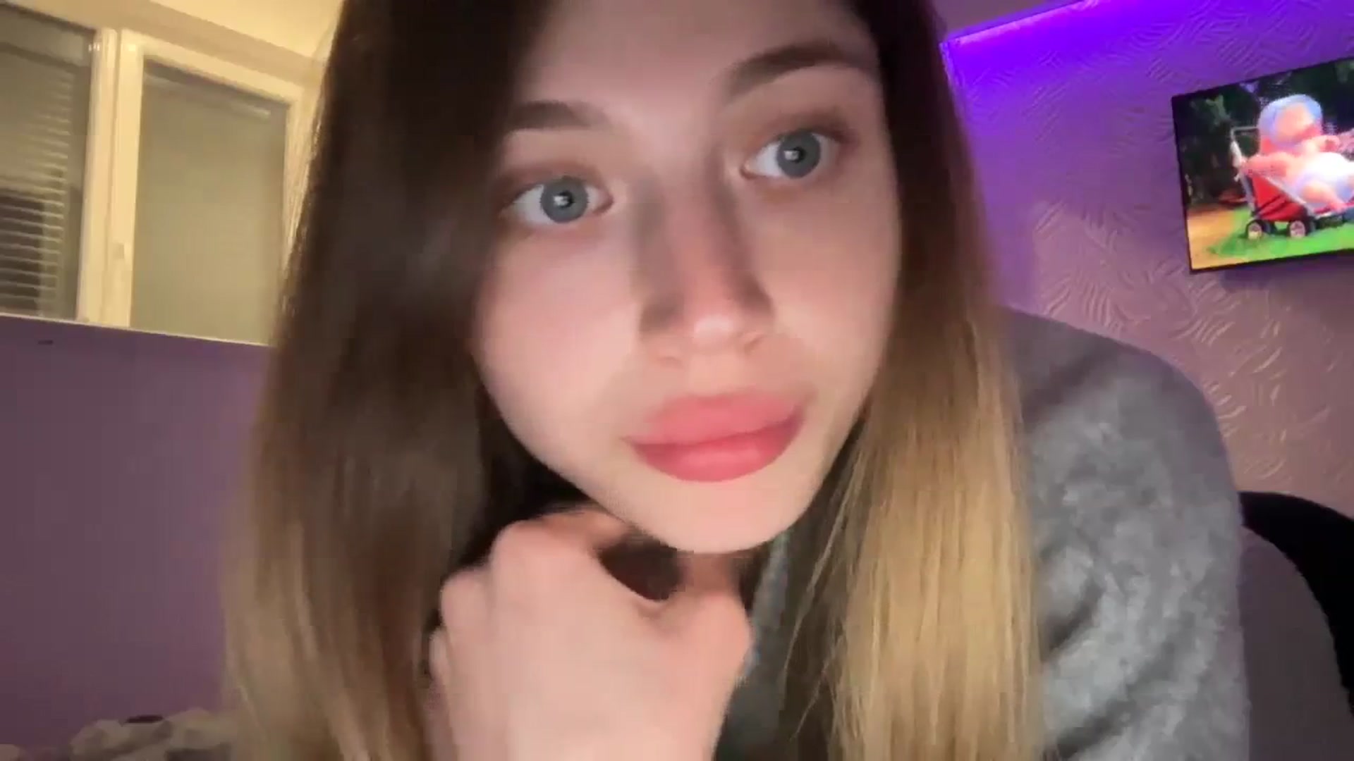 Gallery image thumbnail from Coconut_dream's myfreecams stream on, 10/11/2023, 19:43 image 12 of 20