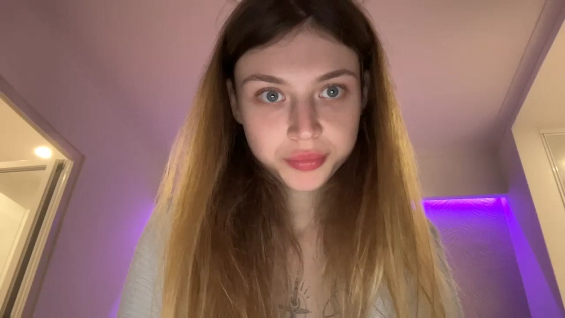 Gallery image thumbnail from Coconut_dream's myfreecams stream on, 10/12/2023, 19:55 image 11 of 20