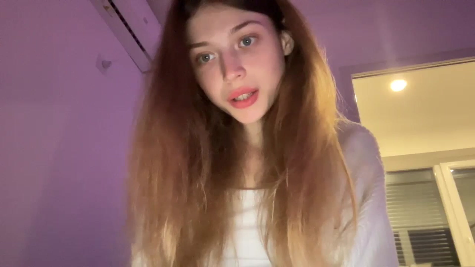 Gallery image thumbnail from Coconut_dream's myfreecams stream on, 10/18/2023, 18:20 image 4 of 20