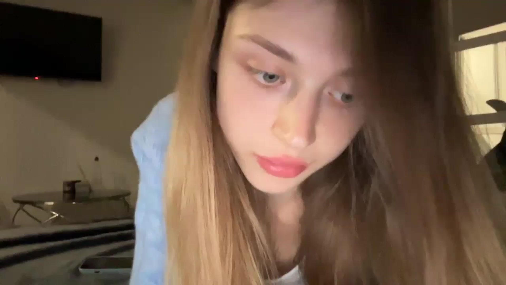 Gallery image thumbnail from Coconut_dream's myfreecams stream on, 10/19/2023, 17:31 image 20 of 20
