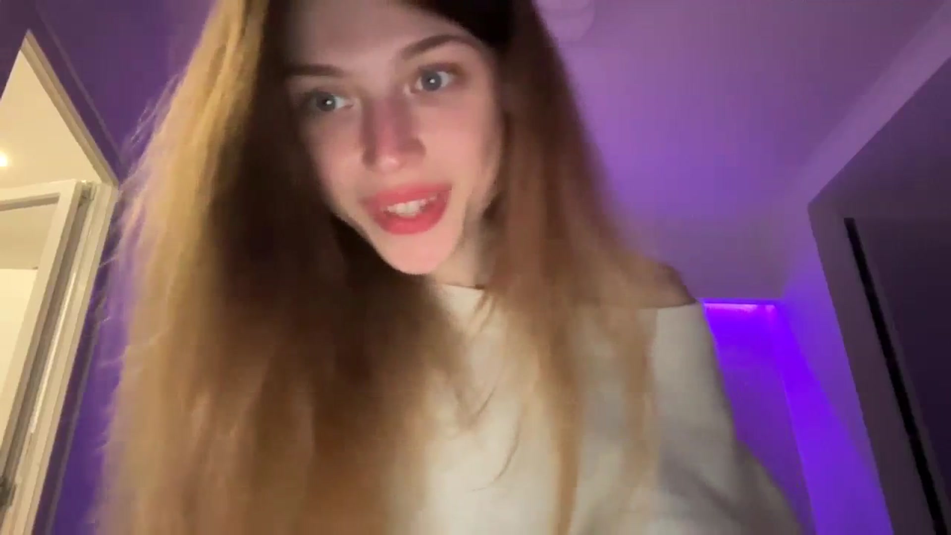 Gallery image thumbnail from Coconut_dream's myfreecams stream on, 10/20/2023, 16:54 image 2 of 20