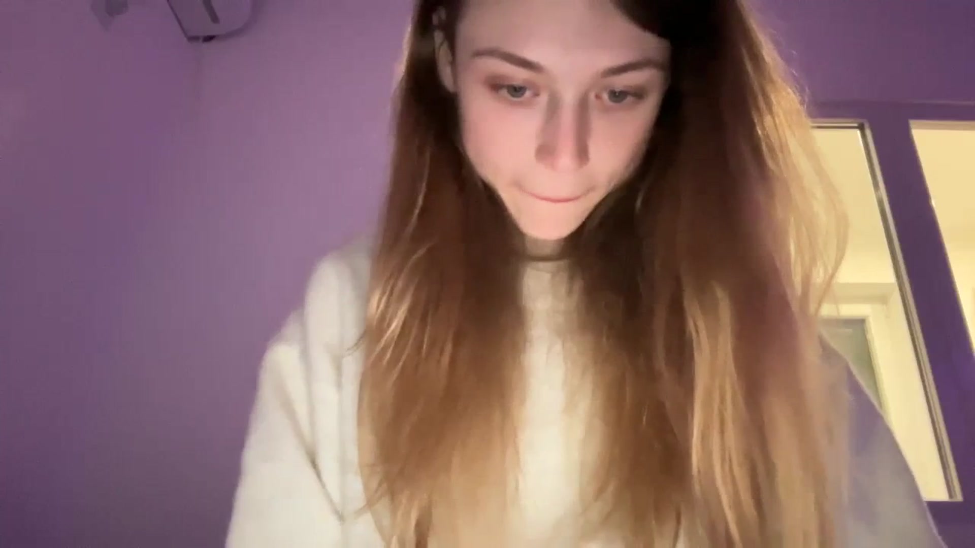 Gallery image thumbnail from Coconut_dream's myfreecams stream on, 10/20/2023, 18:29 image 18 of 20