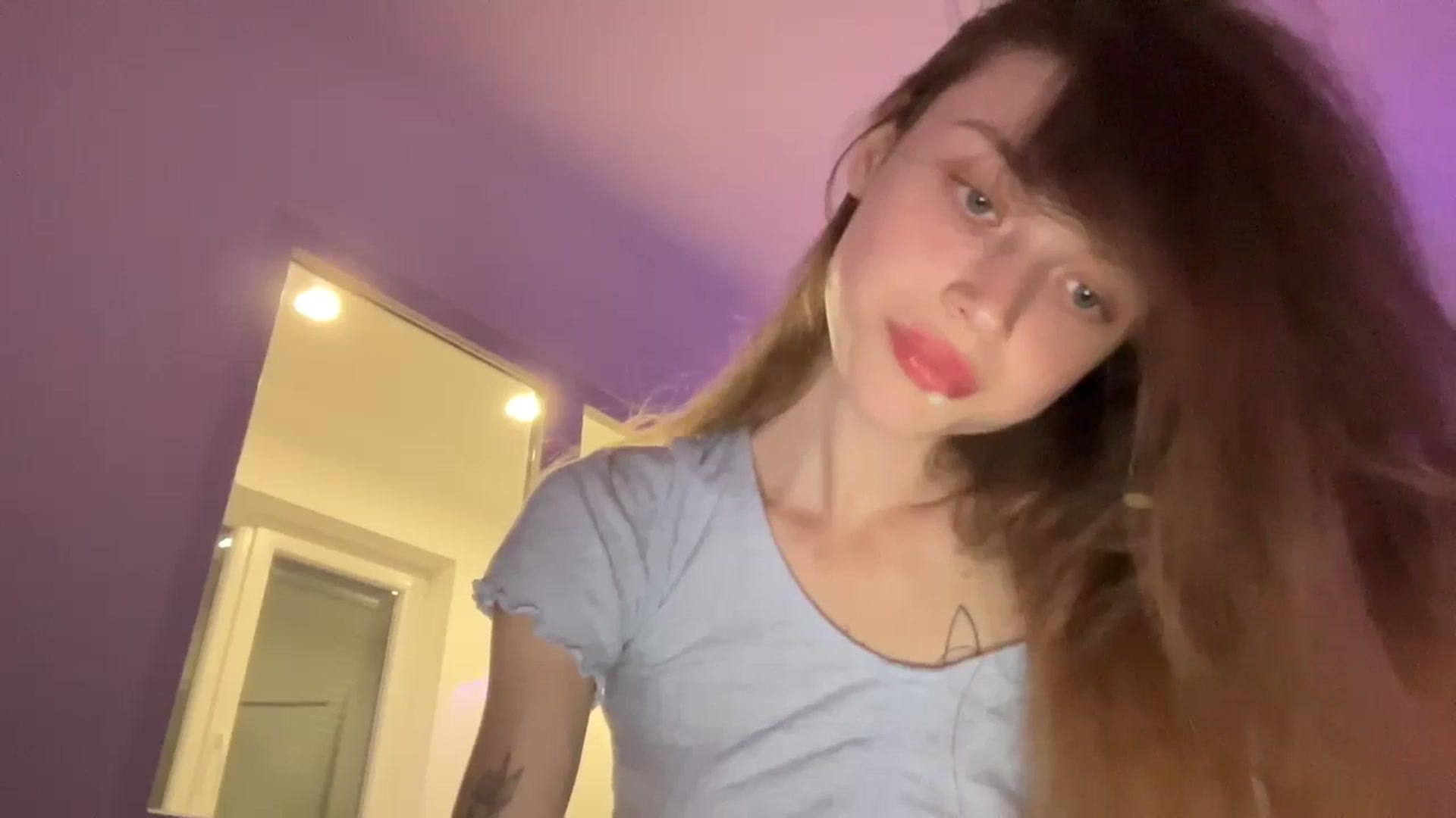 Gallery image thumbnail from Coconut_dream's myfreecams stream on, 10/21/2023, 20:41 image 6 of 20