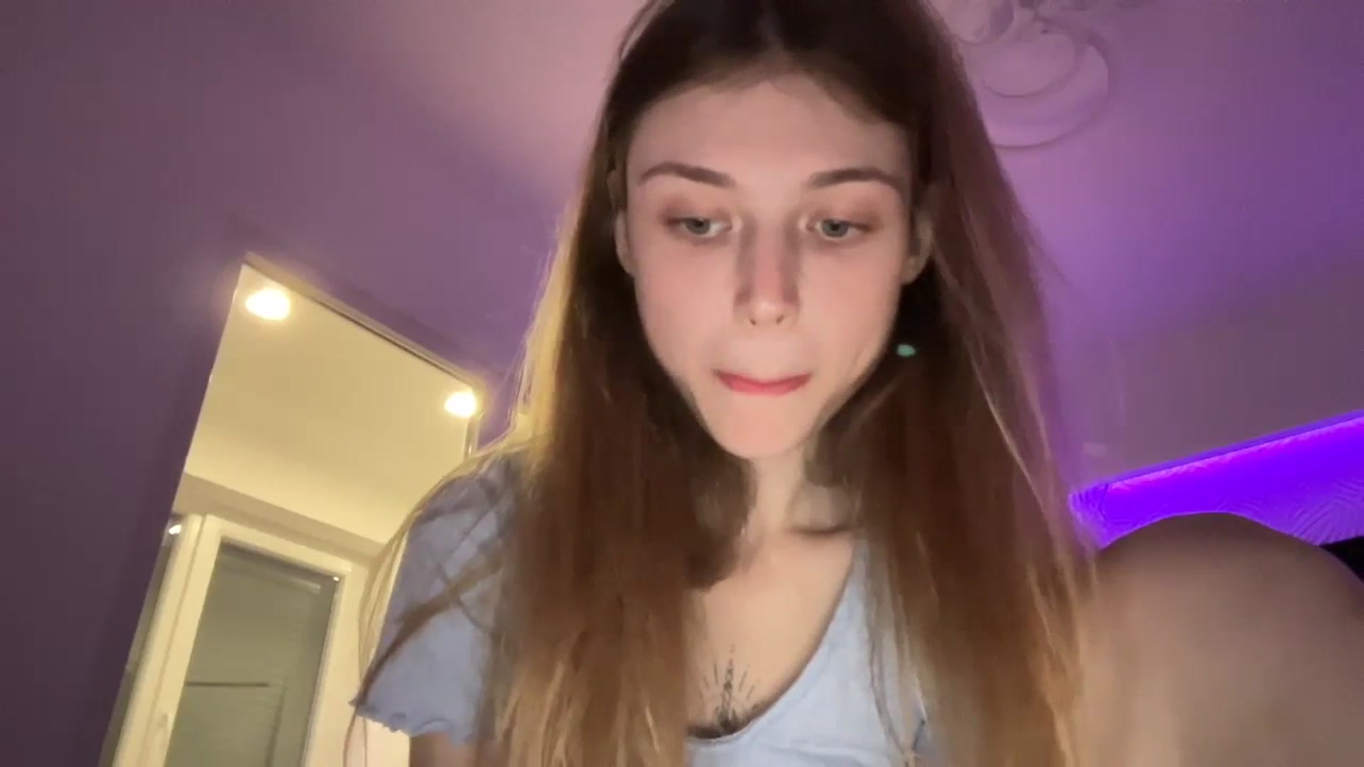 Gallery image thumbnail from Coconut_dream's myfreecams stream on, 10/21/2023, 20:41 image 7 of 20