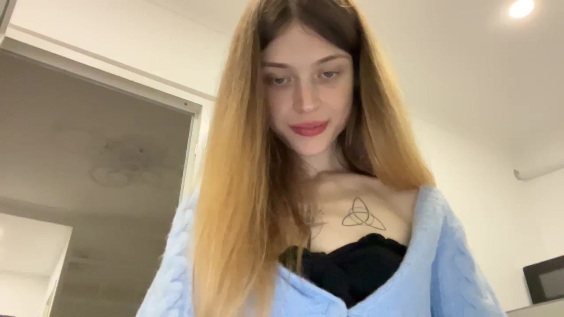 Gallery image thumbnail from Coconut_dream's myfreecams stream on, 10/22/2023, 14:19 image 7 of 20