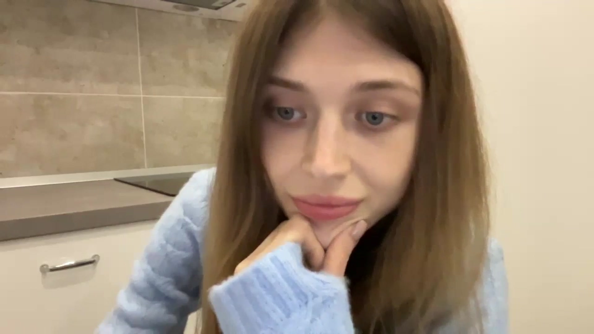 Gallery image thumbnail from Coconut_dream's myfreecams stream on, 10/22/2023, 16:02 image 11 of 20