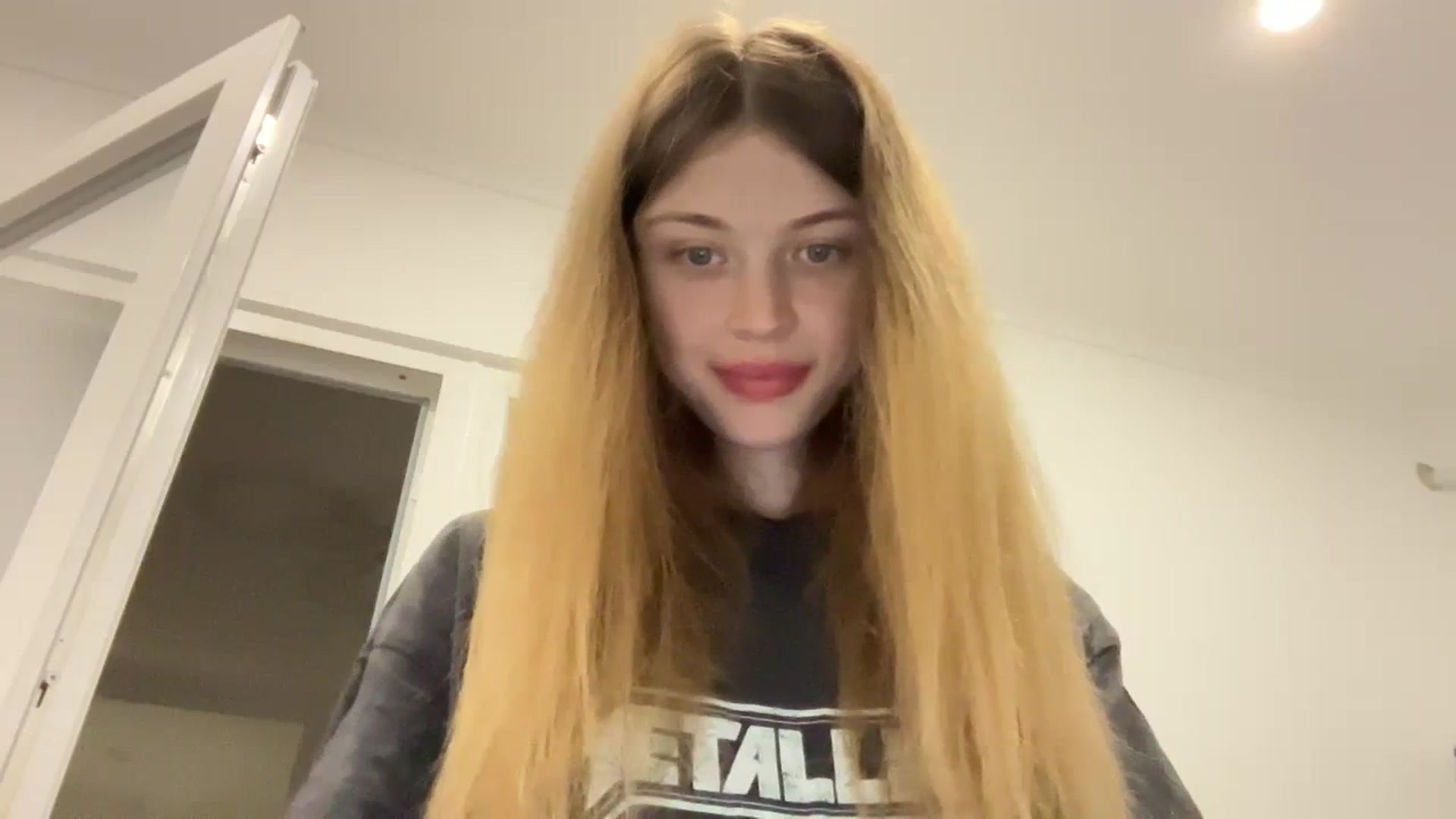 Gallery image thumbnail from Coconut_dream's myfreecams stream on, 10/24/2023, 06:24 image 6 of 20