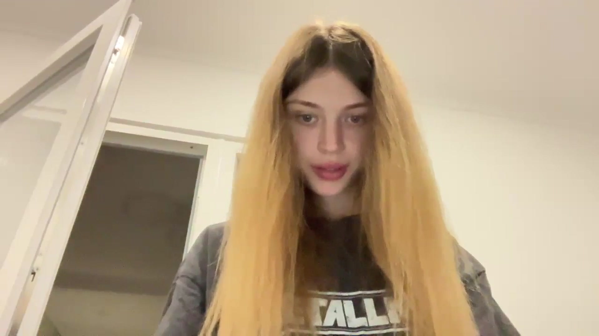 Gallery image thumbnail from Coconut_dream's myfreecams stream on, 10/24/2023, 06:24 image 13 of 20