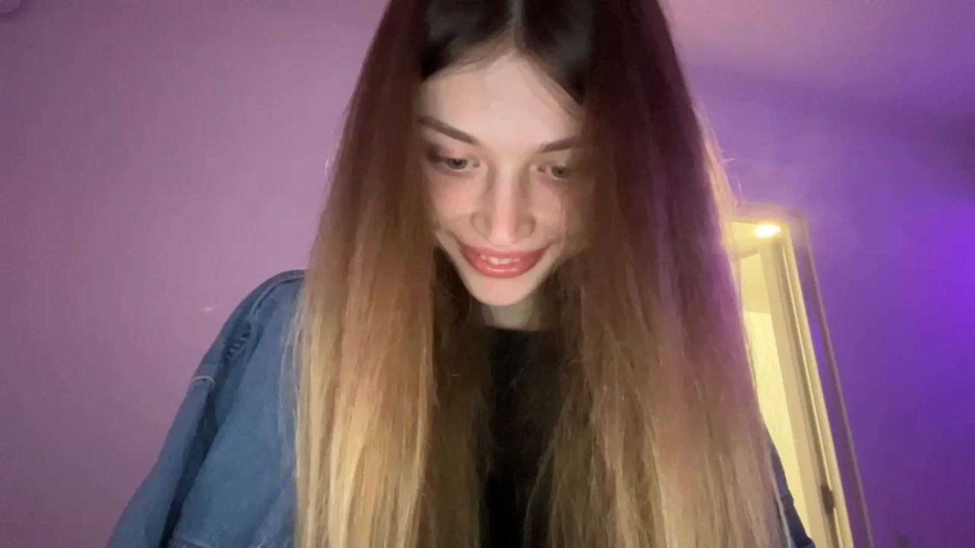 Gallery image thumbnail from Coconut_dream's myfreecams stream on, 10/25/2023, 17:47 image 13 of 20