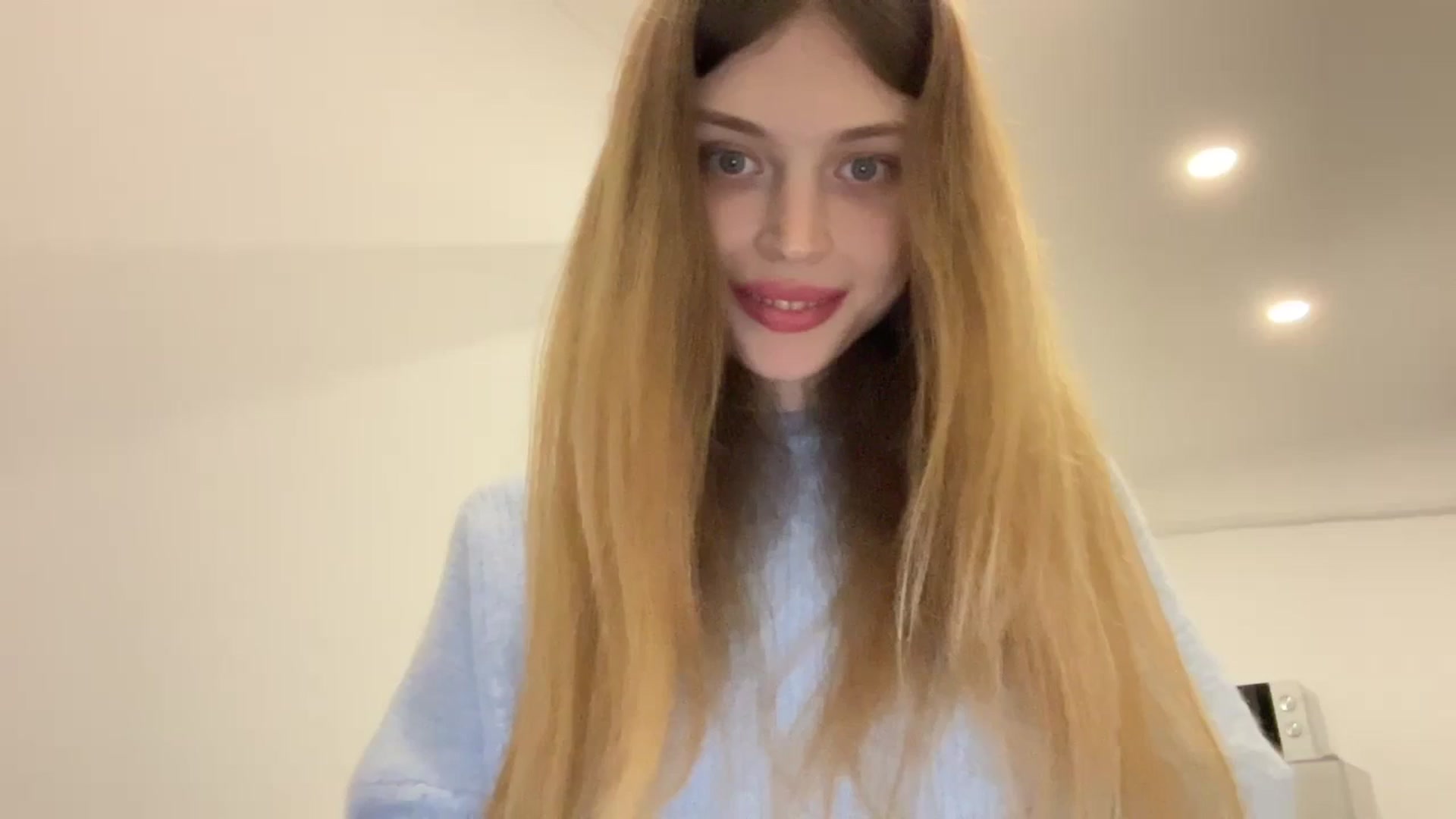 Gallery image thumbnail from Coconut_dream's myfreecams stream on, 10/26/2023, 15:15 image 13 of 20