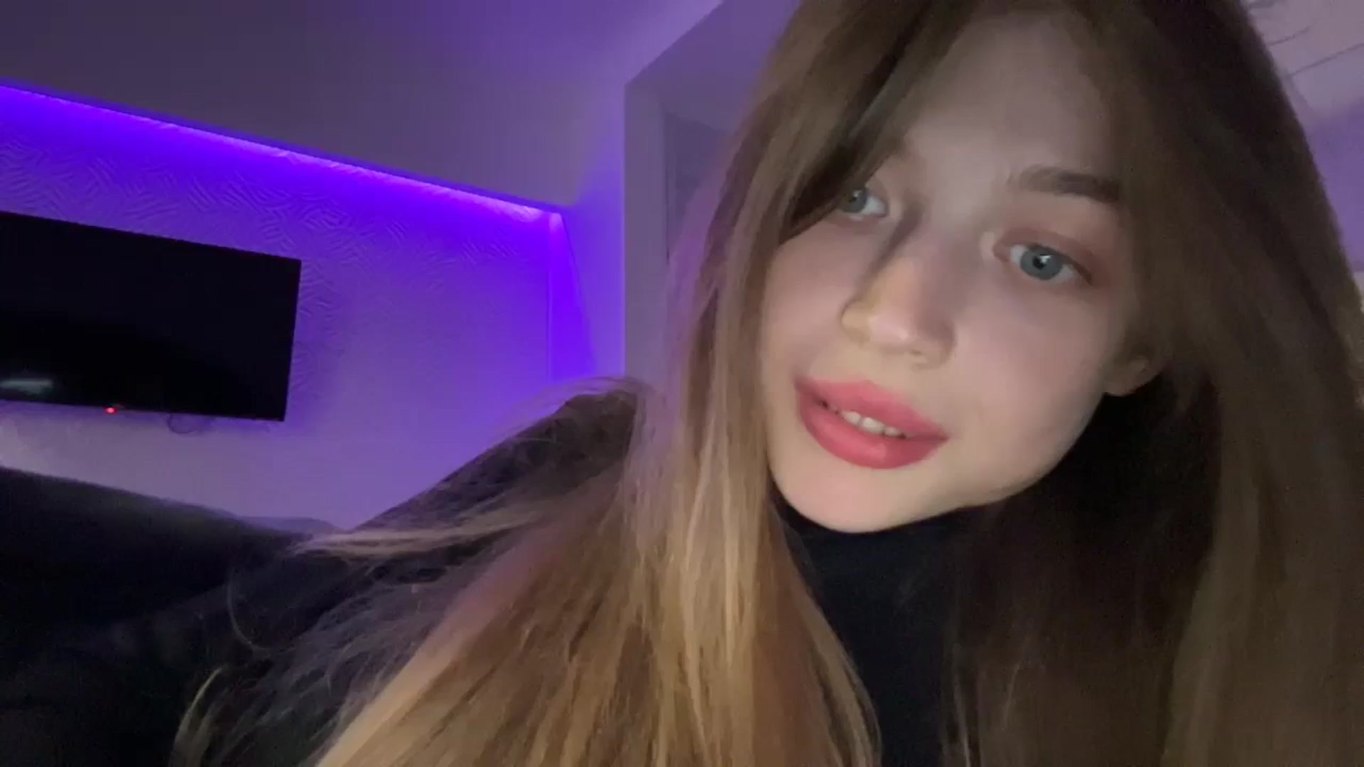 Gallery image thumbnail from Coconut_dream's myfreecams stream on, 10/27/2023, 16:55 image 1 of 20