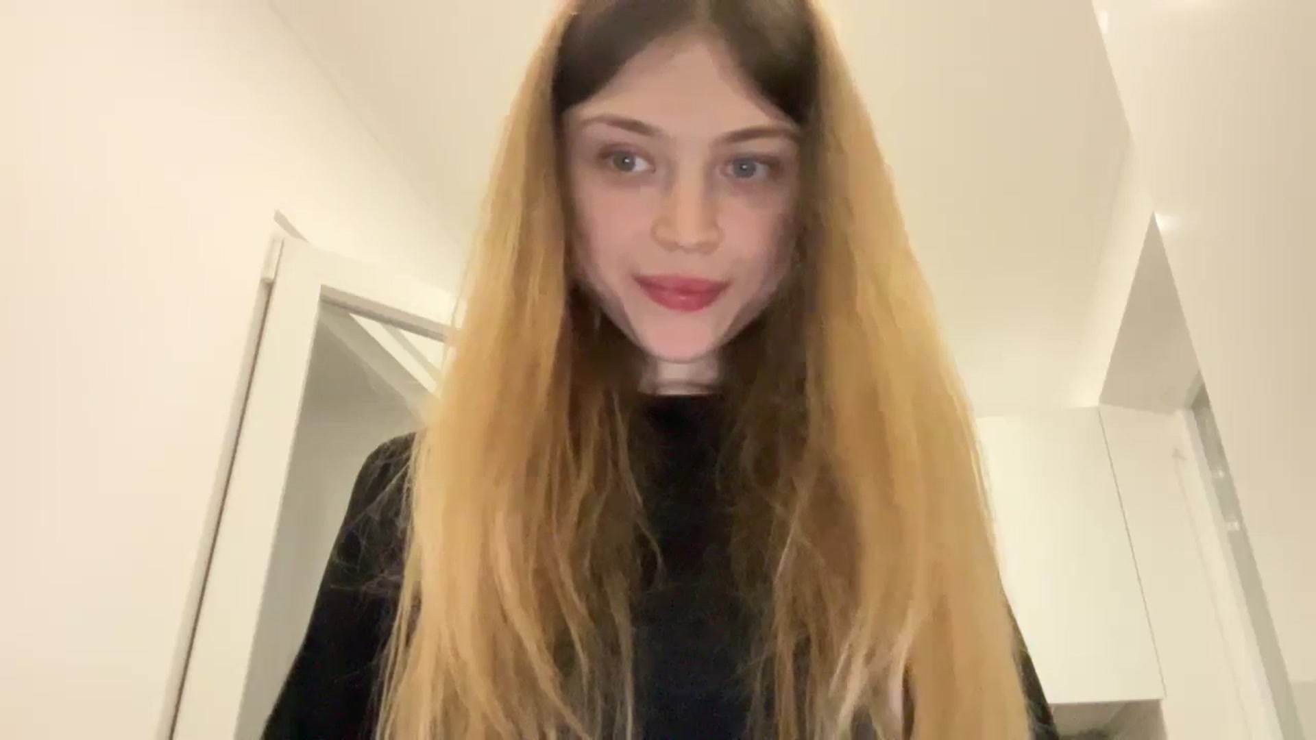 Gallery image thumbnail from Coconut_dream's myfreecams stream on, 10/28/2023, 07:24 image 10 of 20