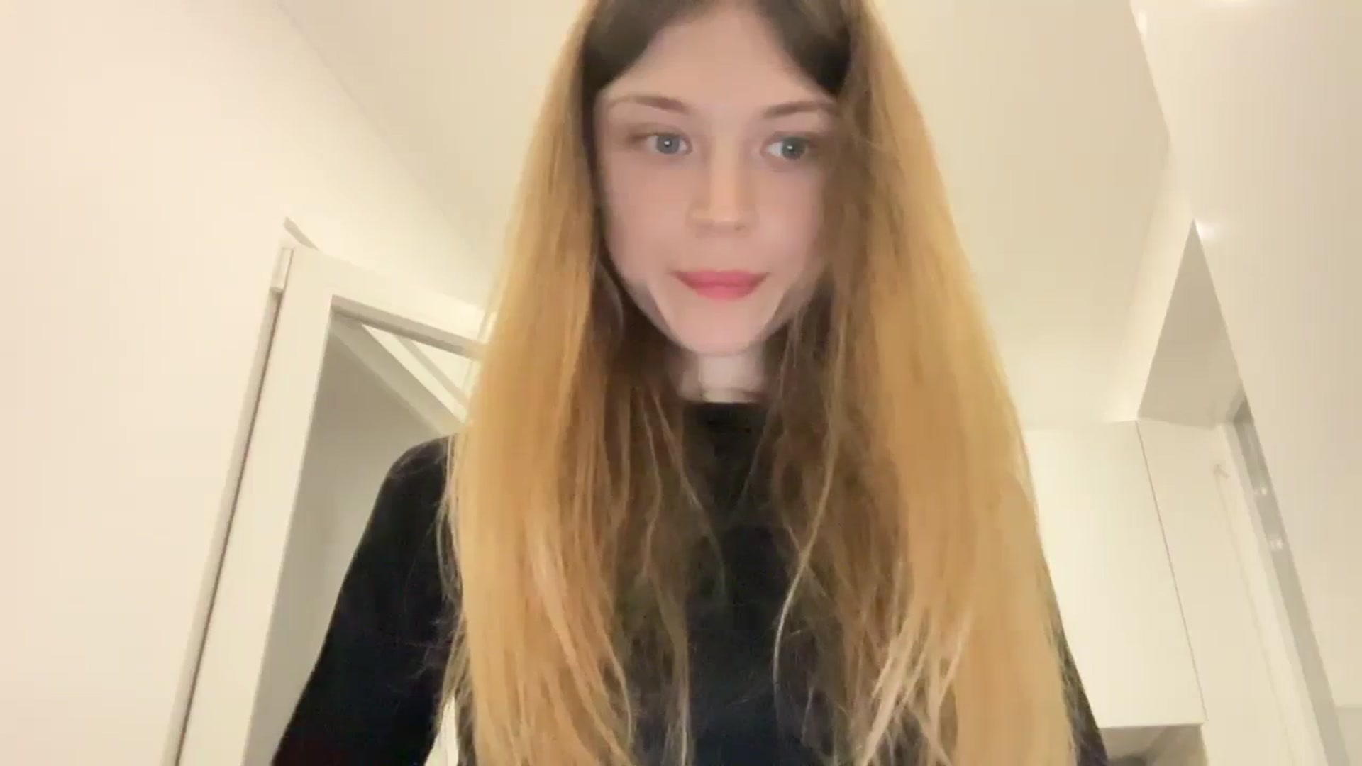 Gallery image thumbnail from Coconut_dream's myfreecams stream on, 10/28/2023, 07:24 image 11 of 20