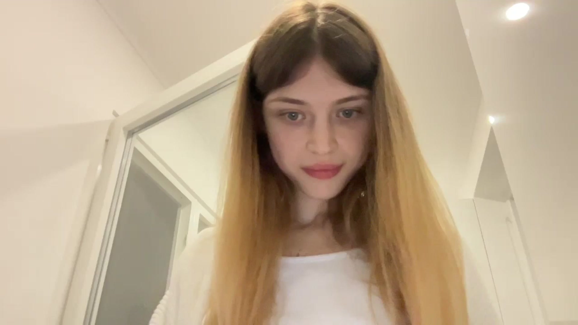 Gallery image thumbnail from Coconut_dream's myfreecams stream on, 10/29/2023, 08:46 image 14 of 20