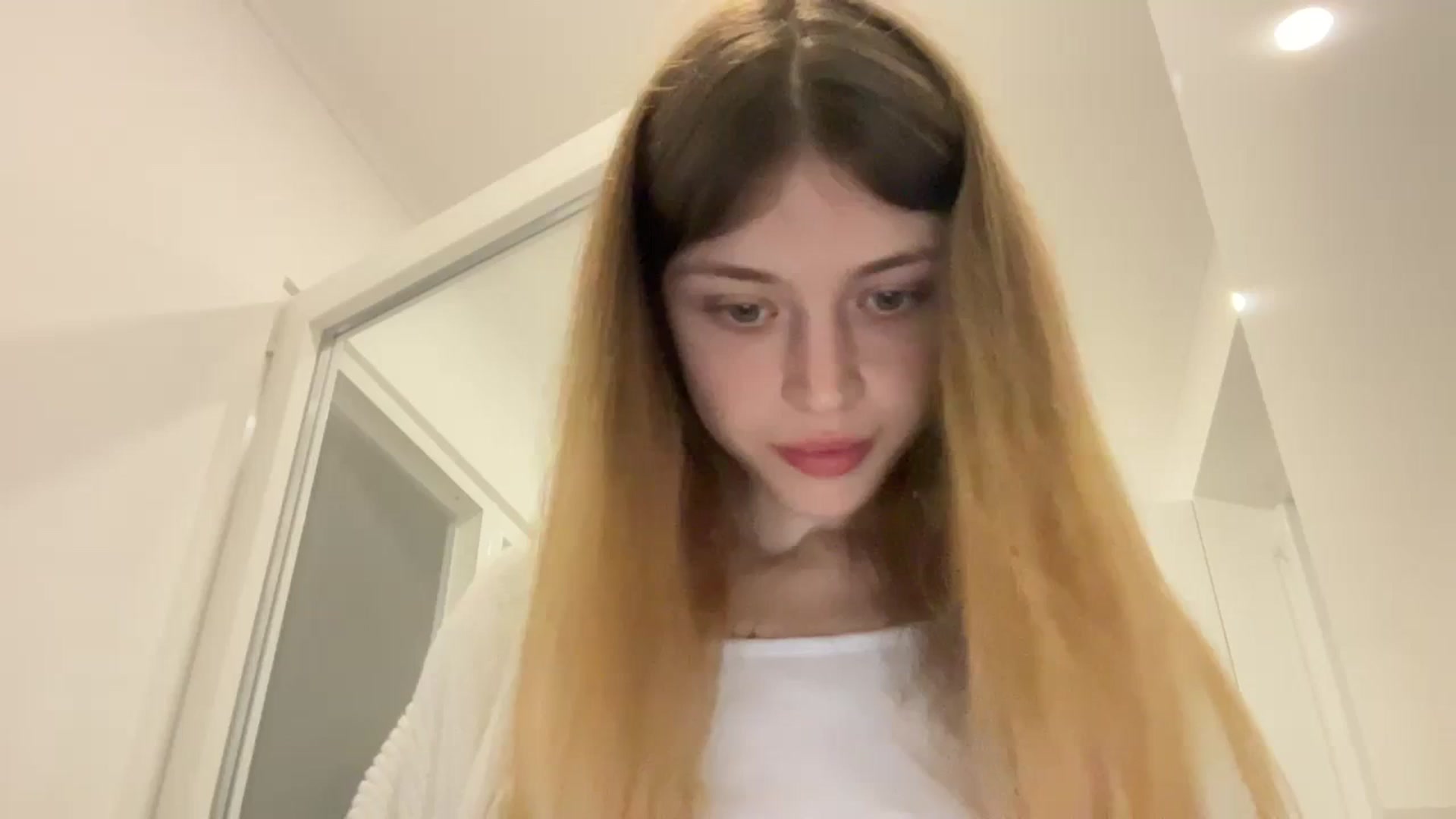 Gallery image thumbnail from Coconut_dream's myfreecams stream on, 10/29/2023, 08:46 image 18 of 20