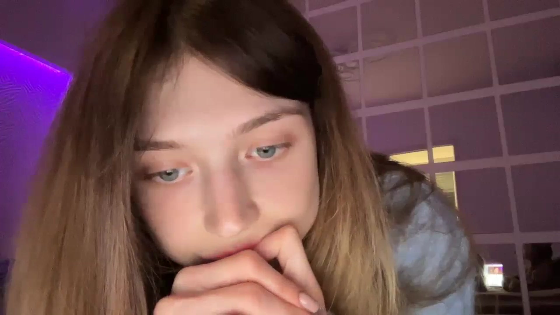 Gallery image thumbnail from Coconut_dream's myfreecams stream on, 10/30/2023, 17:07 image 7 of 20