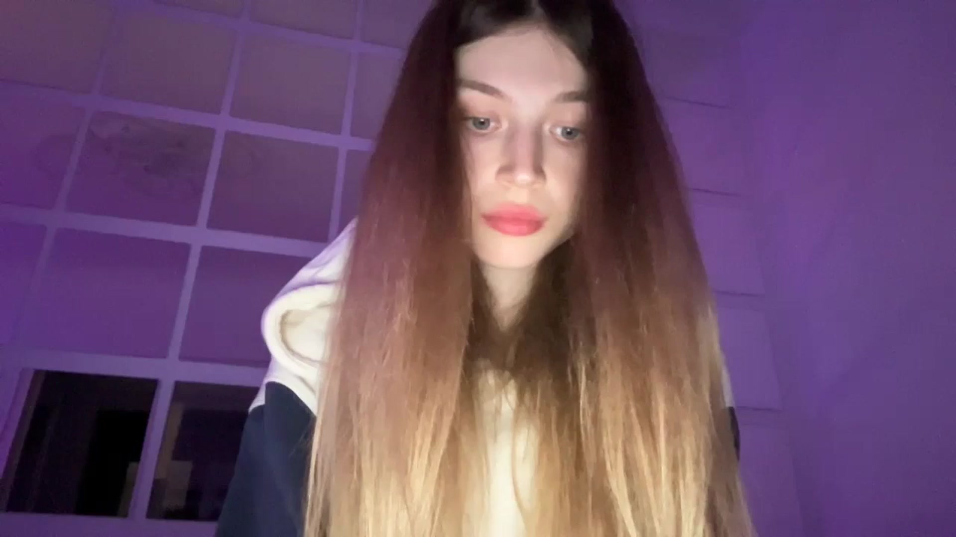 Gallery image thumbnail from Coconut_dream's myfreecams stream on, 11/02/2023, 19:00 image 1 of 20