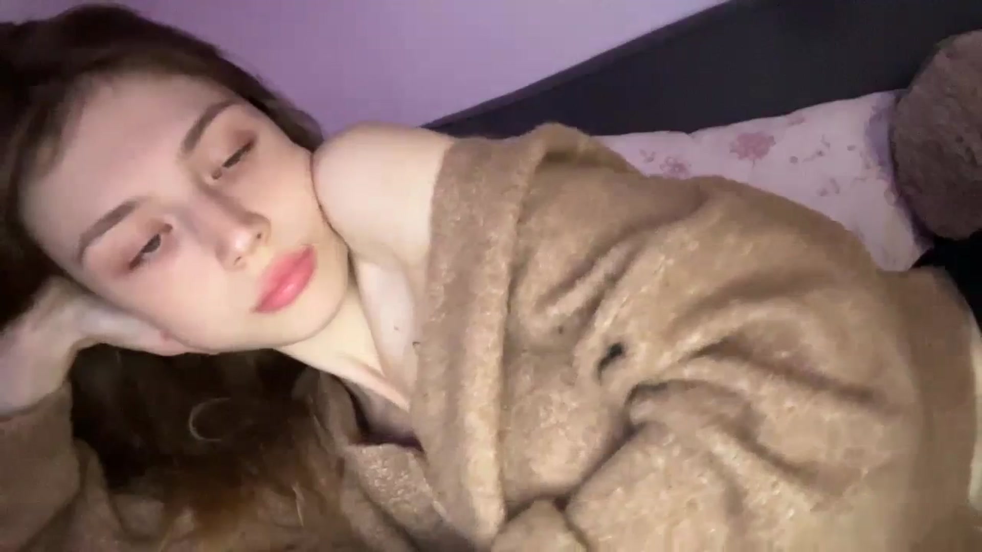 Gallery image thumbnail from Coconut_dream's myfreecams stream on, 11/04/2023, 20:12 image 3 of 20