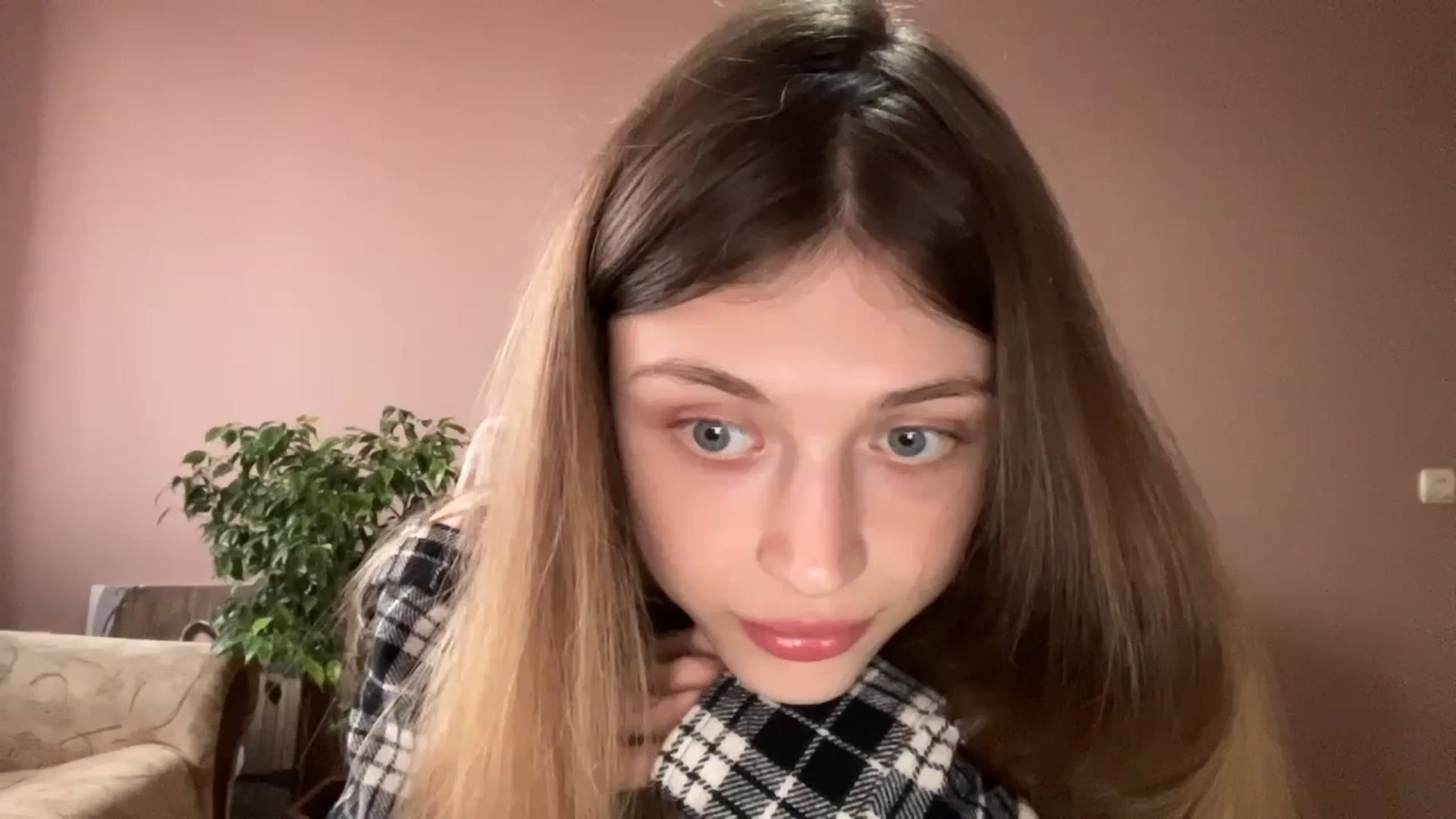 Gallery image thumbnail from Coconut_dream's myfreecams stream on, 11/08/2023, 13:31 image 2 of 20