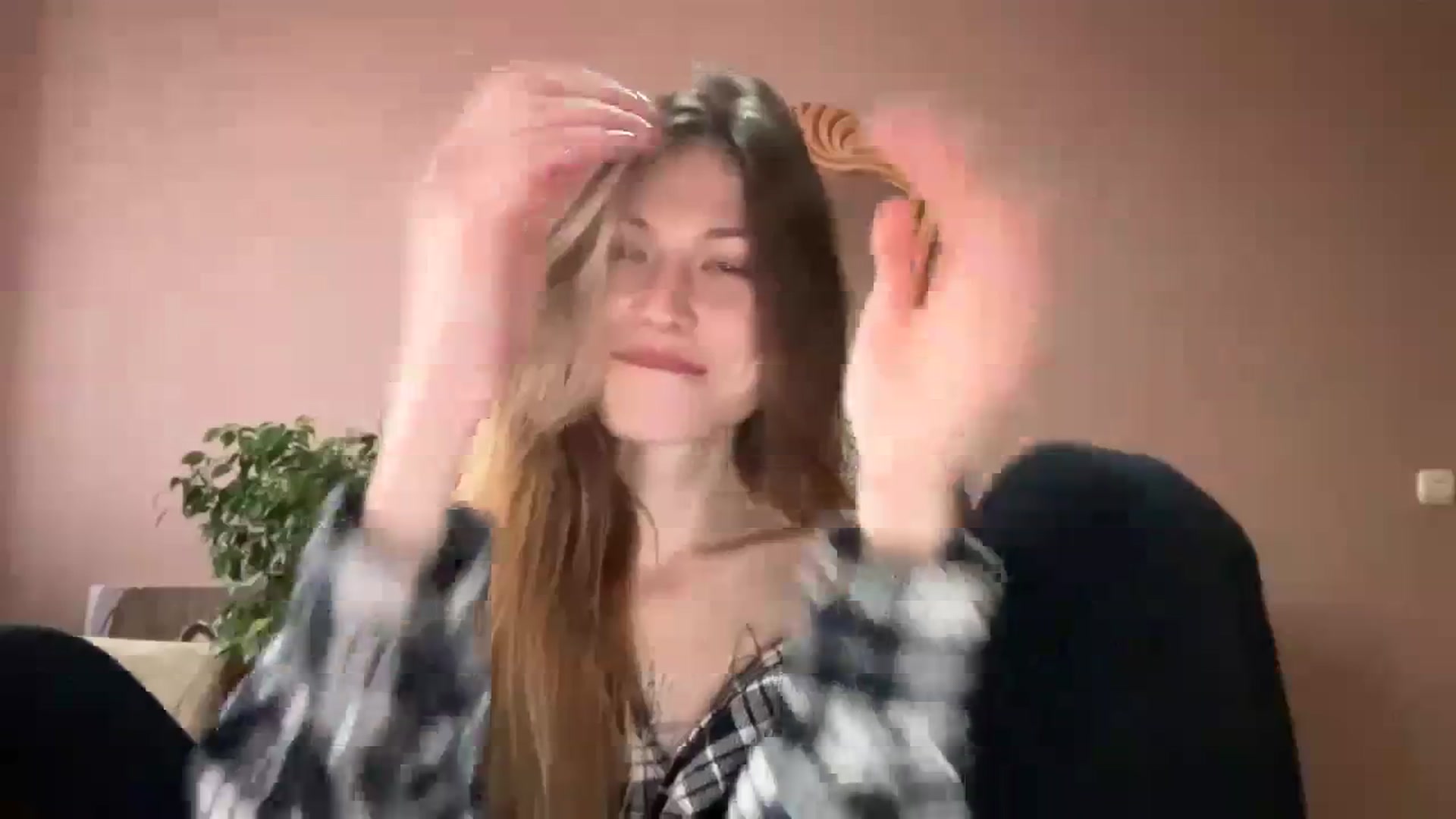 Gallery image thumbnail from Coconut_dream's myfreecams stream on, 11/08/2023, 13:31 image 8 of 20