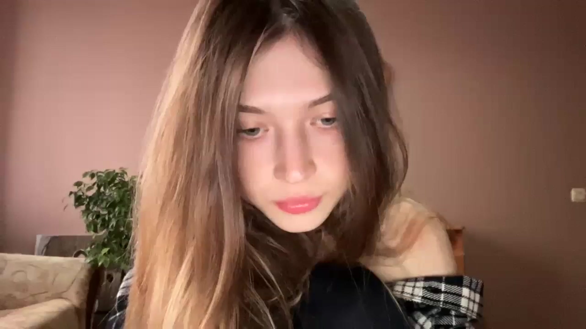 Gallery image thumbnail from Coconut_dream's myfreecams stream on, 11/08/2023, 13:46 image 3 of 20
