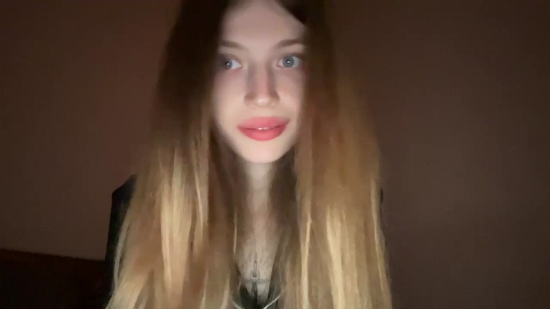Gallery image thumbnail from Coconut_dream's myfreecams stream on, 11/09/2023, 21:02 image 5 of 20