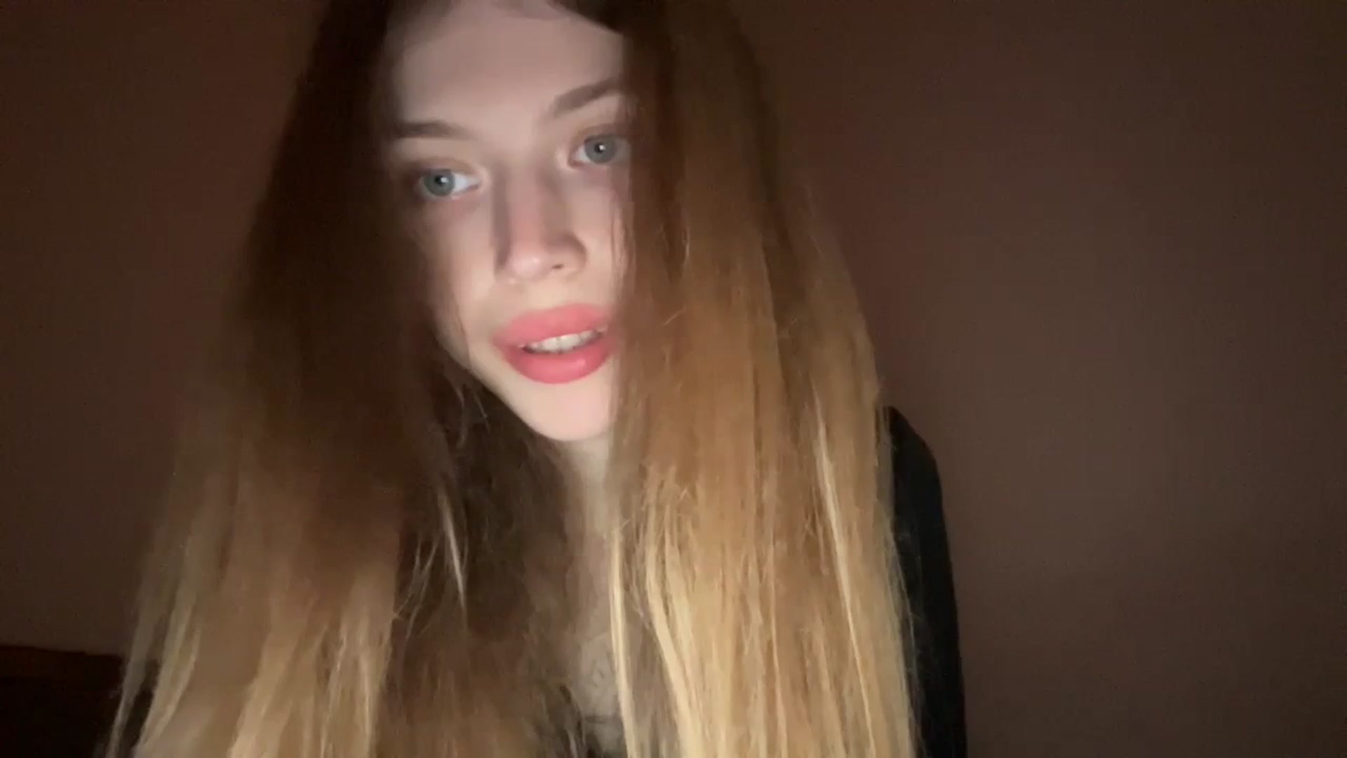 Gallery image thumbnail from Coconut_dream's myfreecams stream on, 11/09/2023, 21:02 image 3 of 20