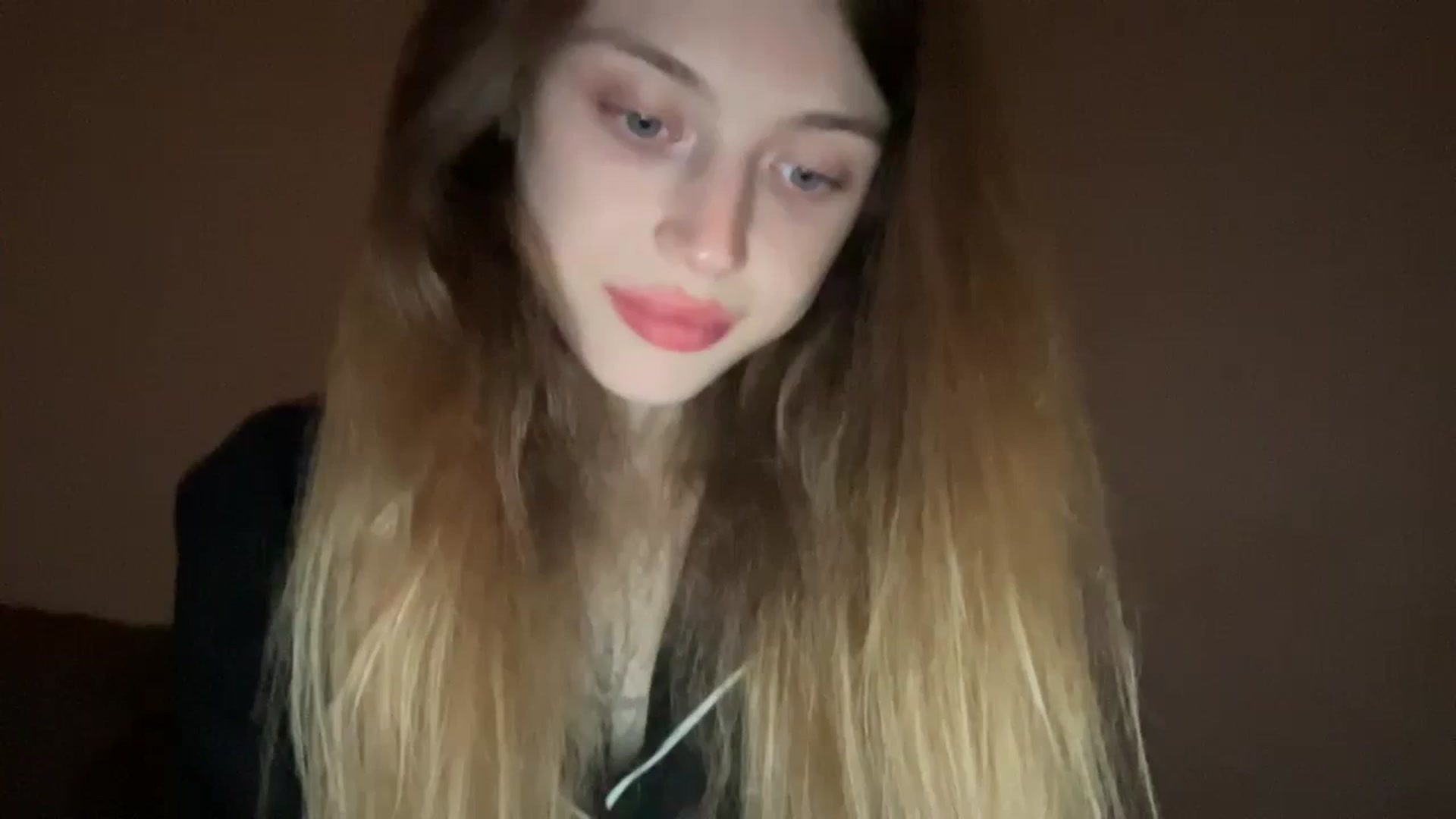 Gallery image thumbnail from Coconut_dream's myfreecams stream on, 11/09/2023, 21:02 image 10 of 20