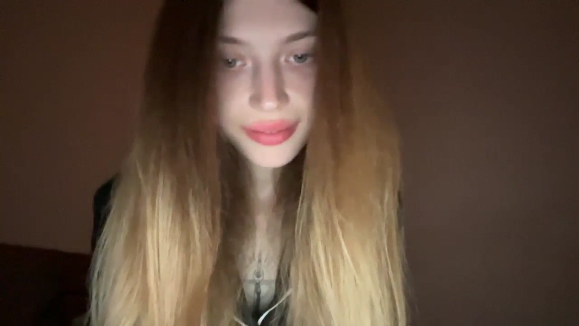 Gallery image thumbnail from Coconut_dream's myfreecams stream on, 11/09/2023, 21:02 image 8 of 20