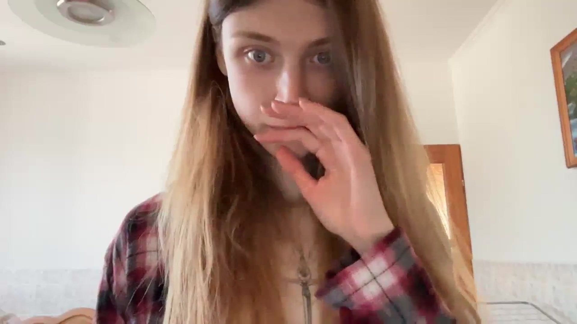Gallery image thumbnail from Coconut_dream's myfreecams stream on, 11/10/2023, 09:18 image 15 of 20