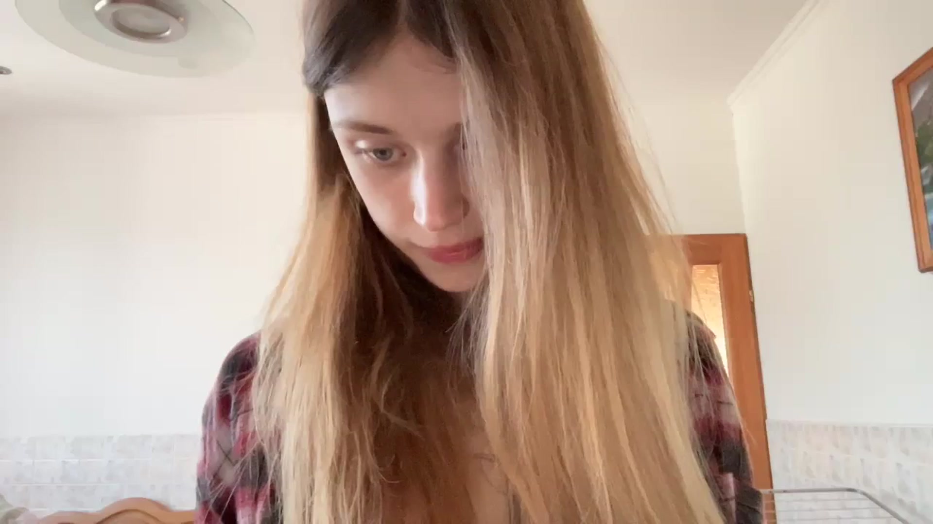 Gallery image thumbnail from Coconut_dream's myfreecams stream on, 11/10/2023, 09:18 image 16 of 20