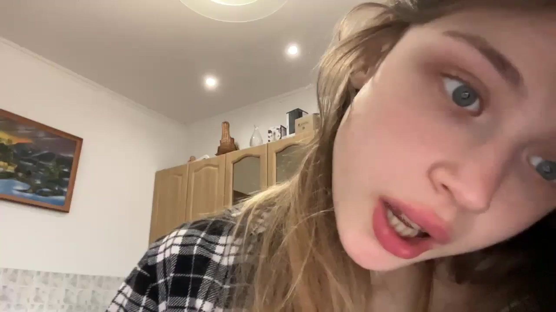 Gallery image thumbnail from Coconut_dream's myfreecams stream on, 11/11/2023, 11:59 image 6 of 20