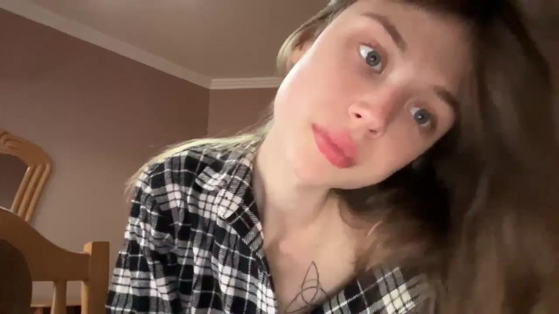 Gallery image thumbnail from Coconut_dream's myfreecams stream on, 11/11/2023, 11:59 image 8 of 20