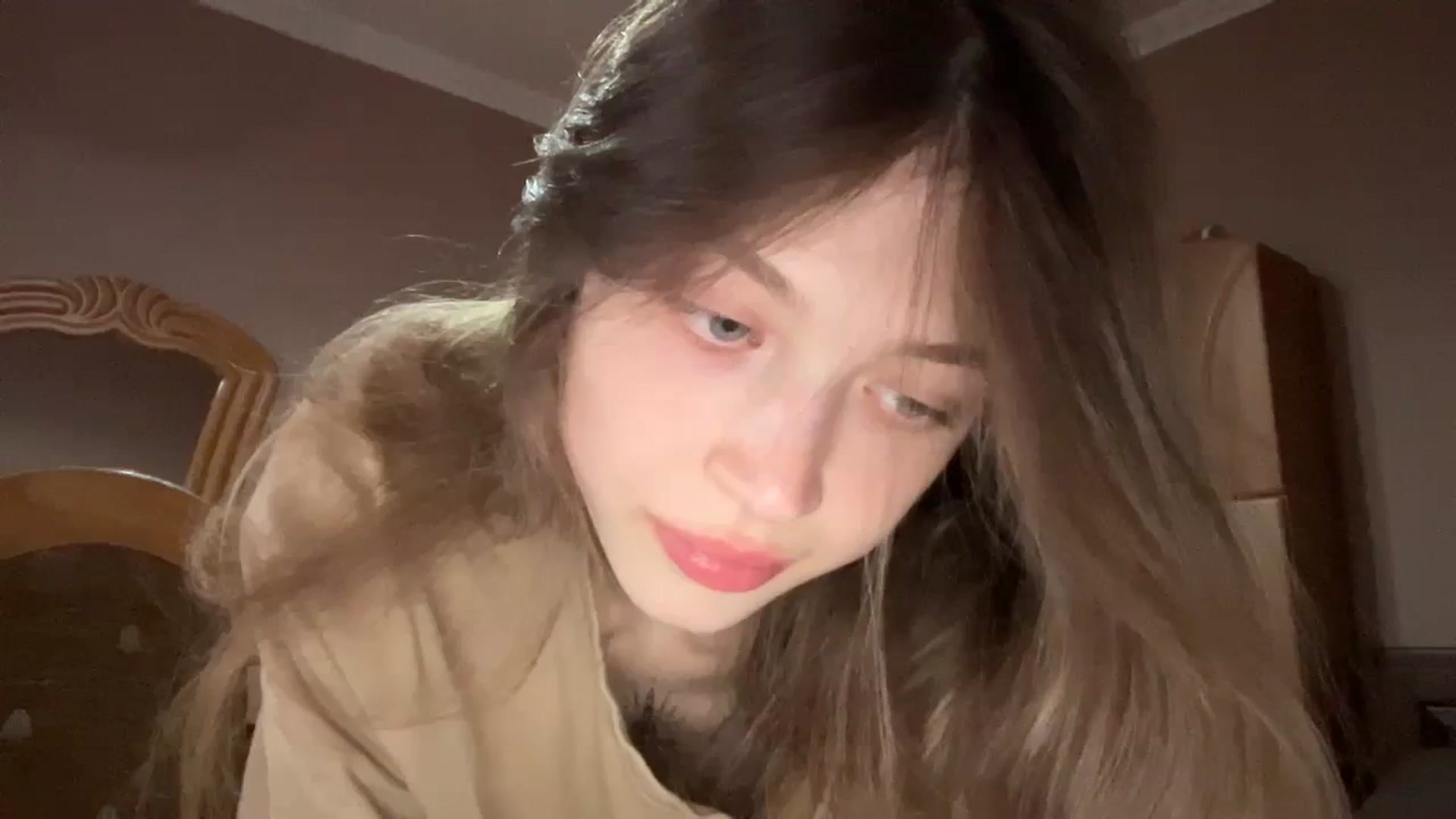 Gallery image thumbnail from Coconut_dream's myfreecams stream on, 11/11/2023, 13:43 image 17 of 20