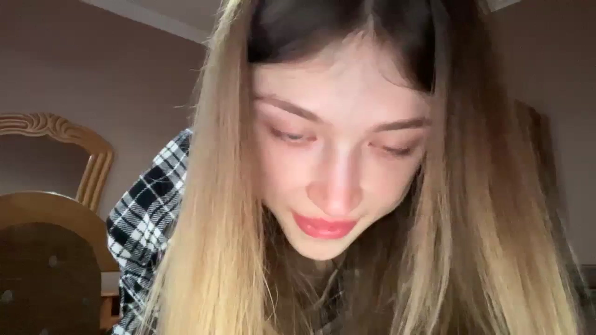 Gallery image thumbnail from Coconut_dream's myfreecams stream on, 11/11/2023, 13:43 image 15 of 20